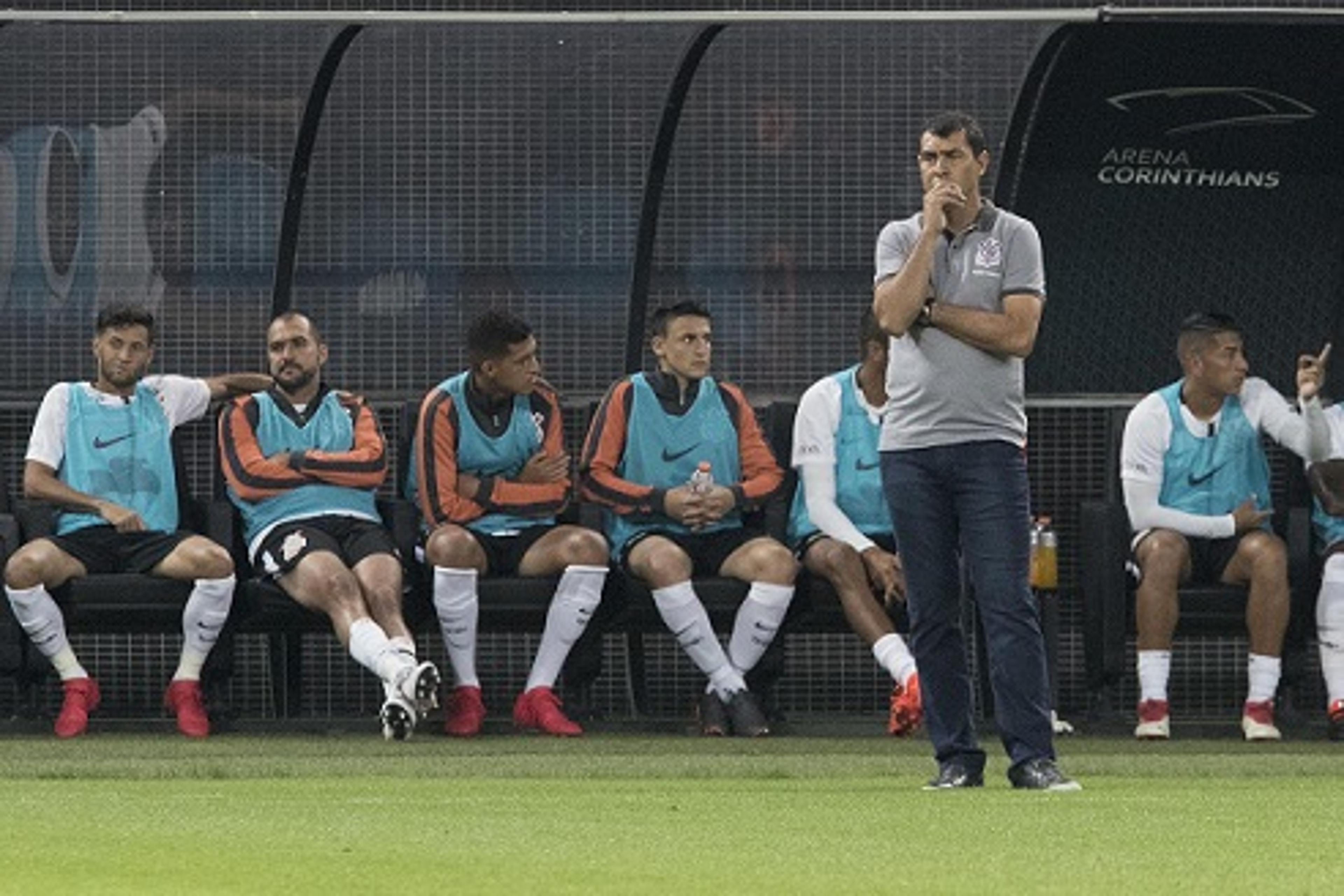 Após sofrer com baixas, Corinthians pode ter força máxima na final