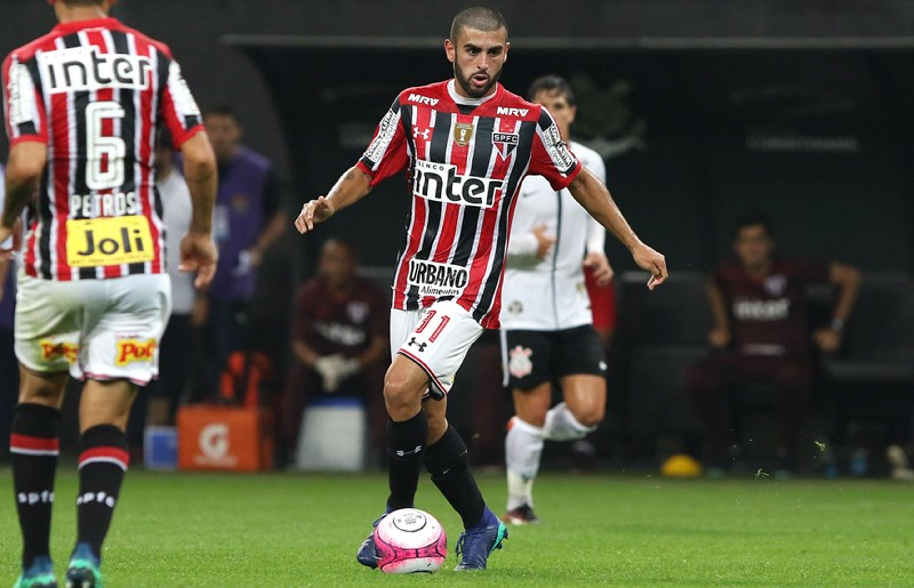 São Paulo acerta renovação com Liziero por mais cinco temporadas