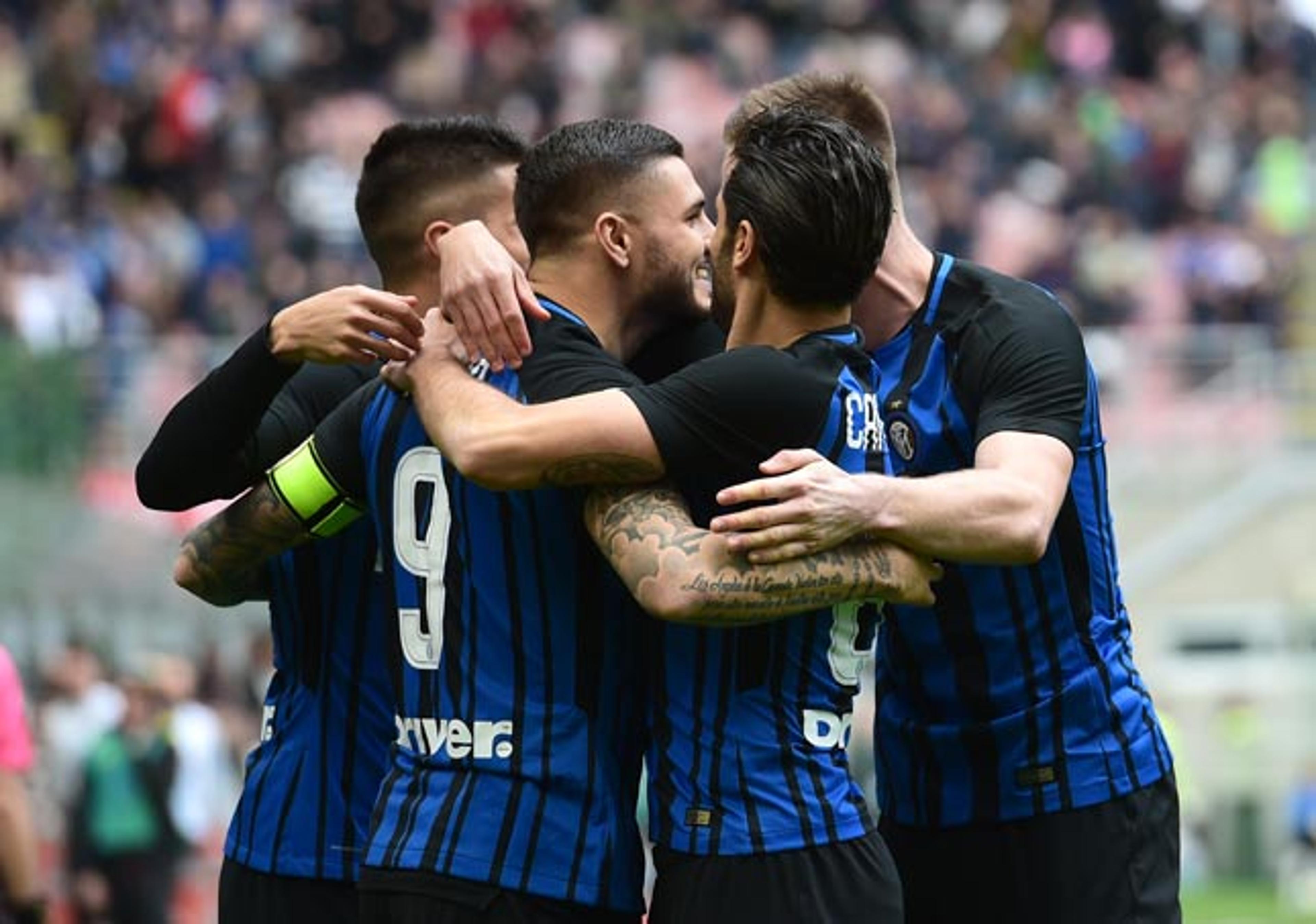 Icardi e Immobile brilham e garantem goleadas da Inter e Lazio