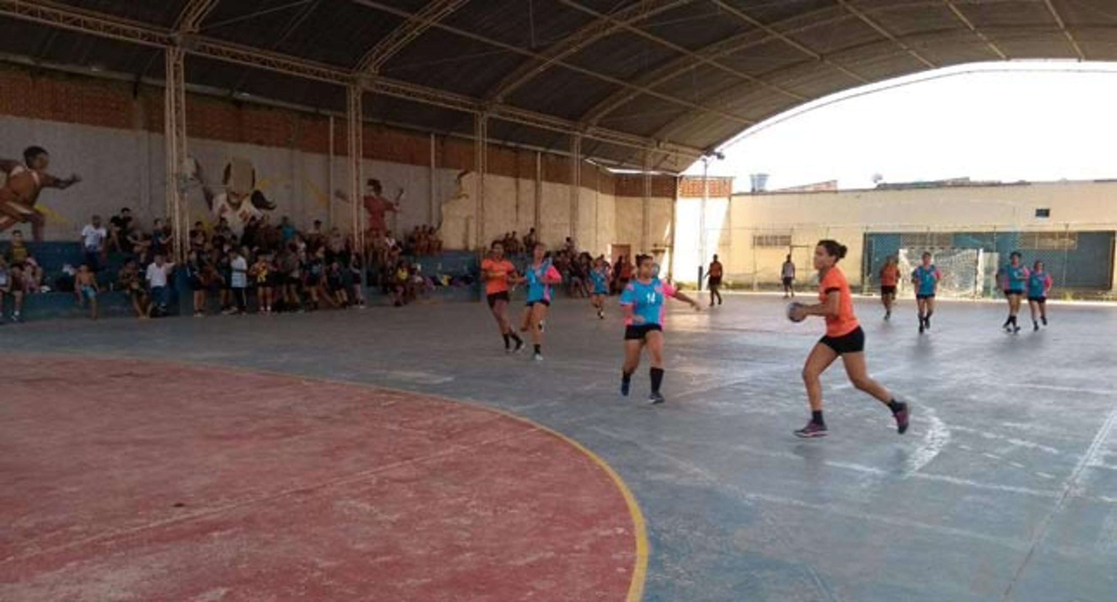 Clube de handebol atrai parcerias para virar destaque na modalidade