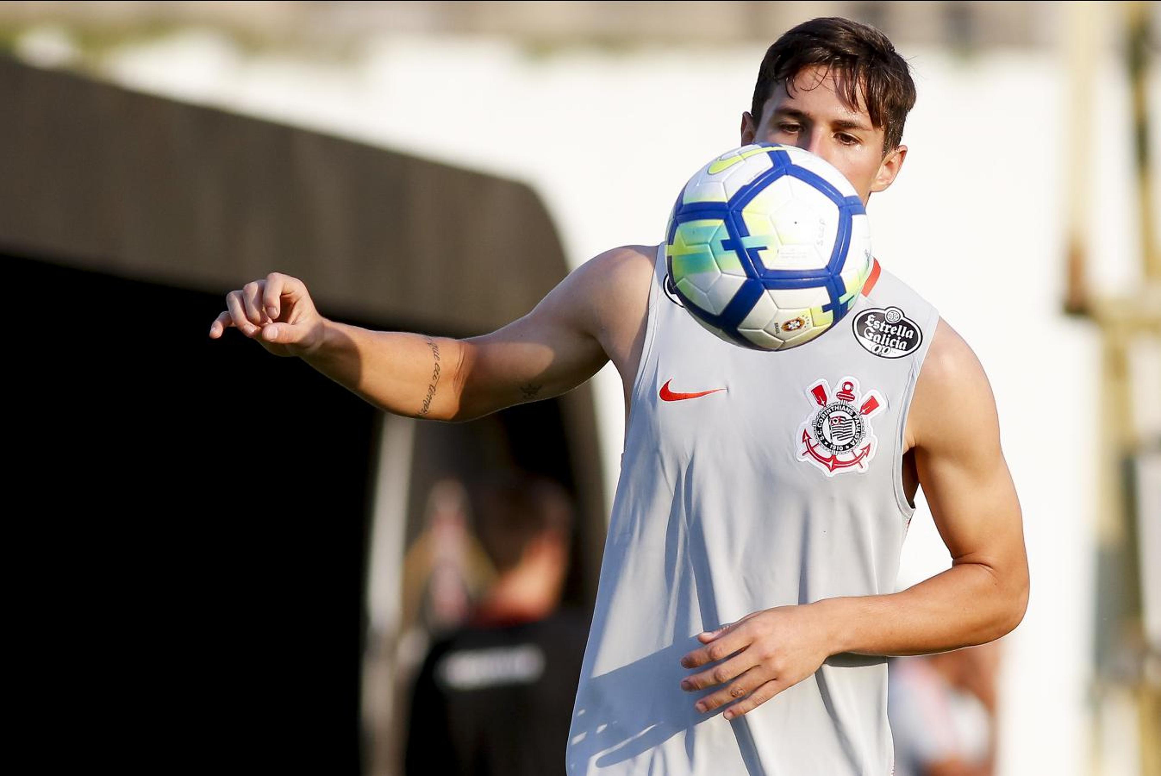 Jadson é poupado e Mateus Vital ganha vaga no Corinthians; veja time