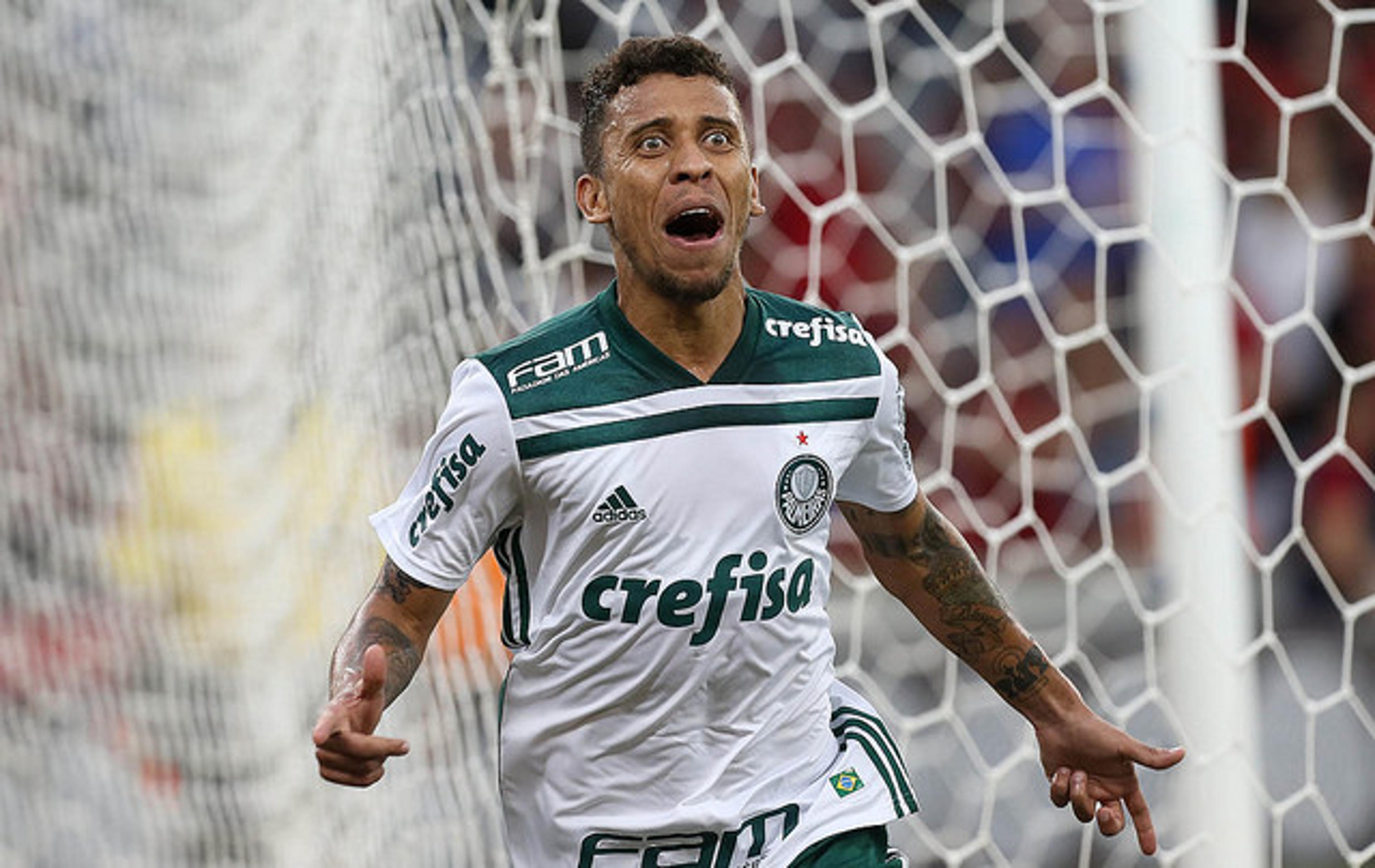 Palmeiras nega que Marcos Rocha queira voltar ao Atlético-MG