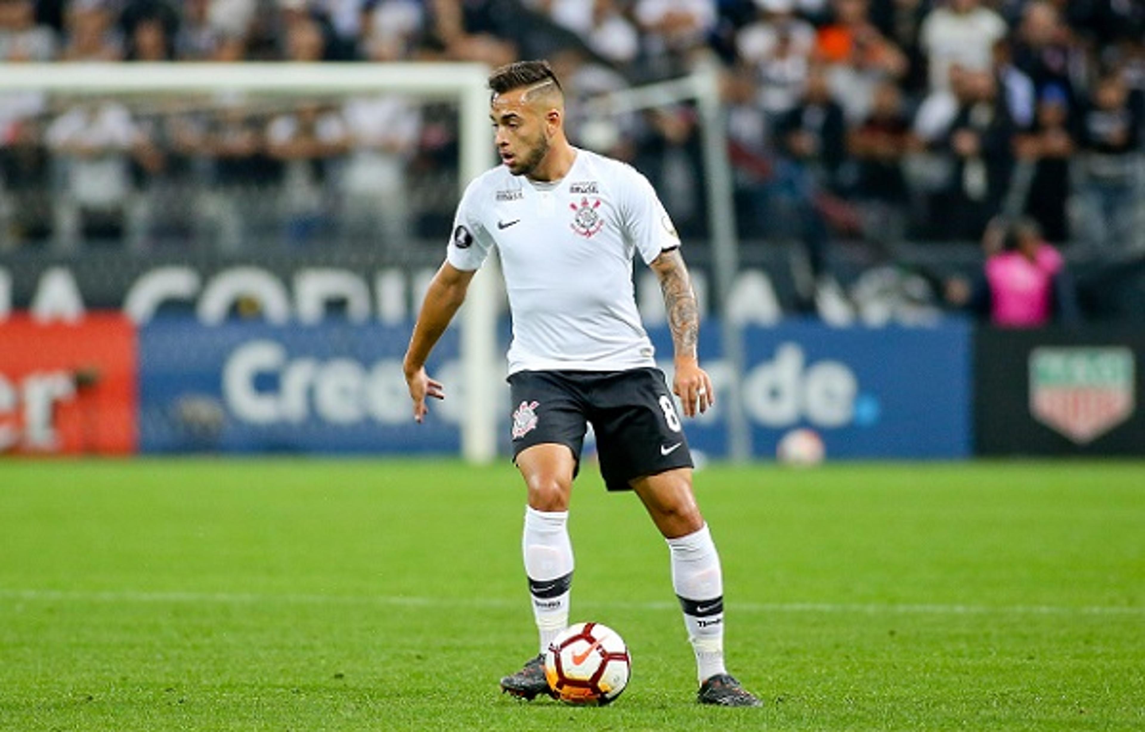 Defender o Corinthians prestes a ir ao Shakhtar? Maycon diz: ‘Diferente’