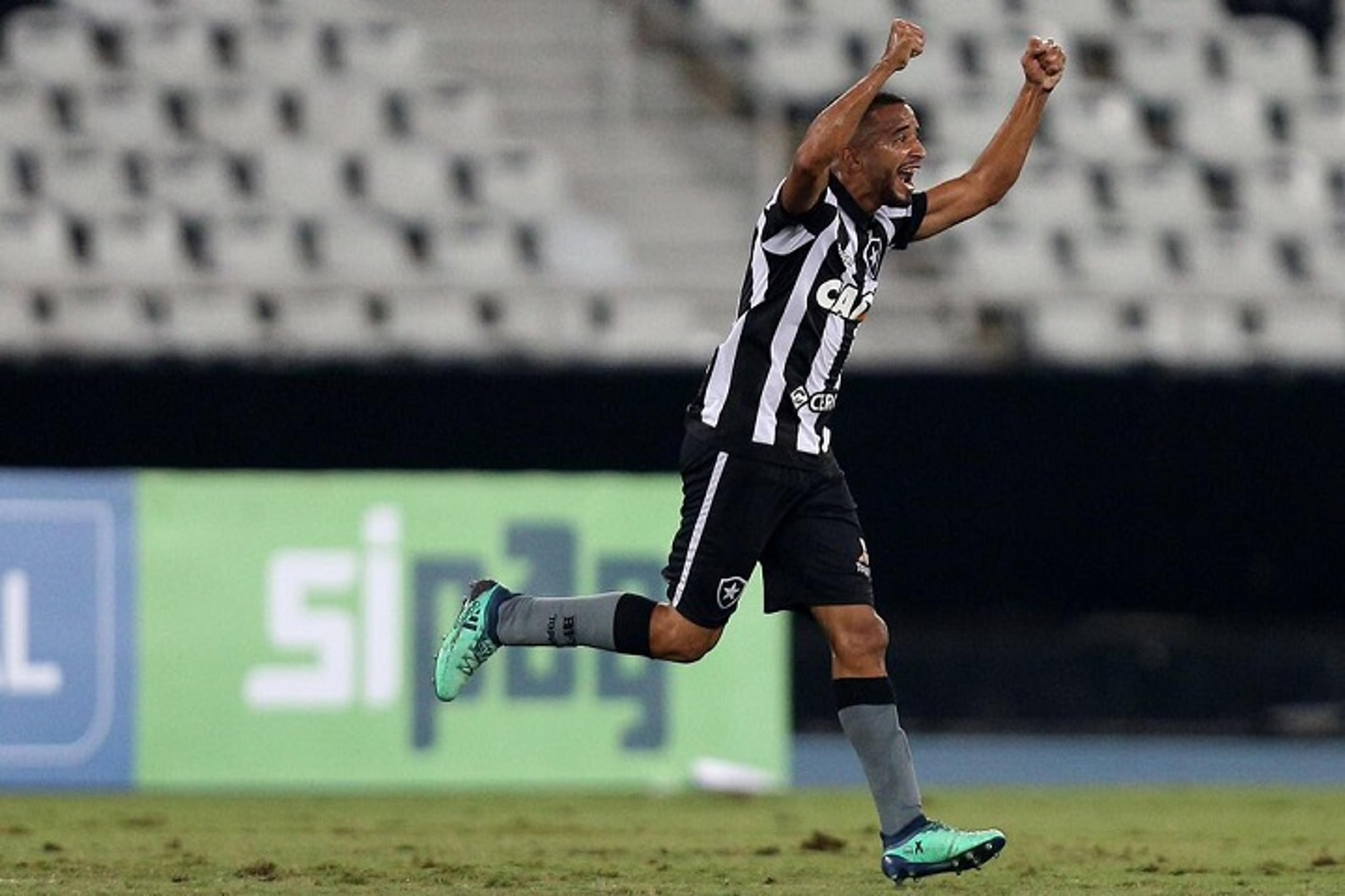 Corinthians perde para o Bota, mas pegará São Paulo na final do sub-20