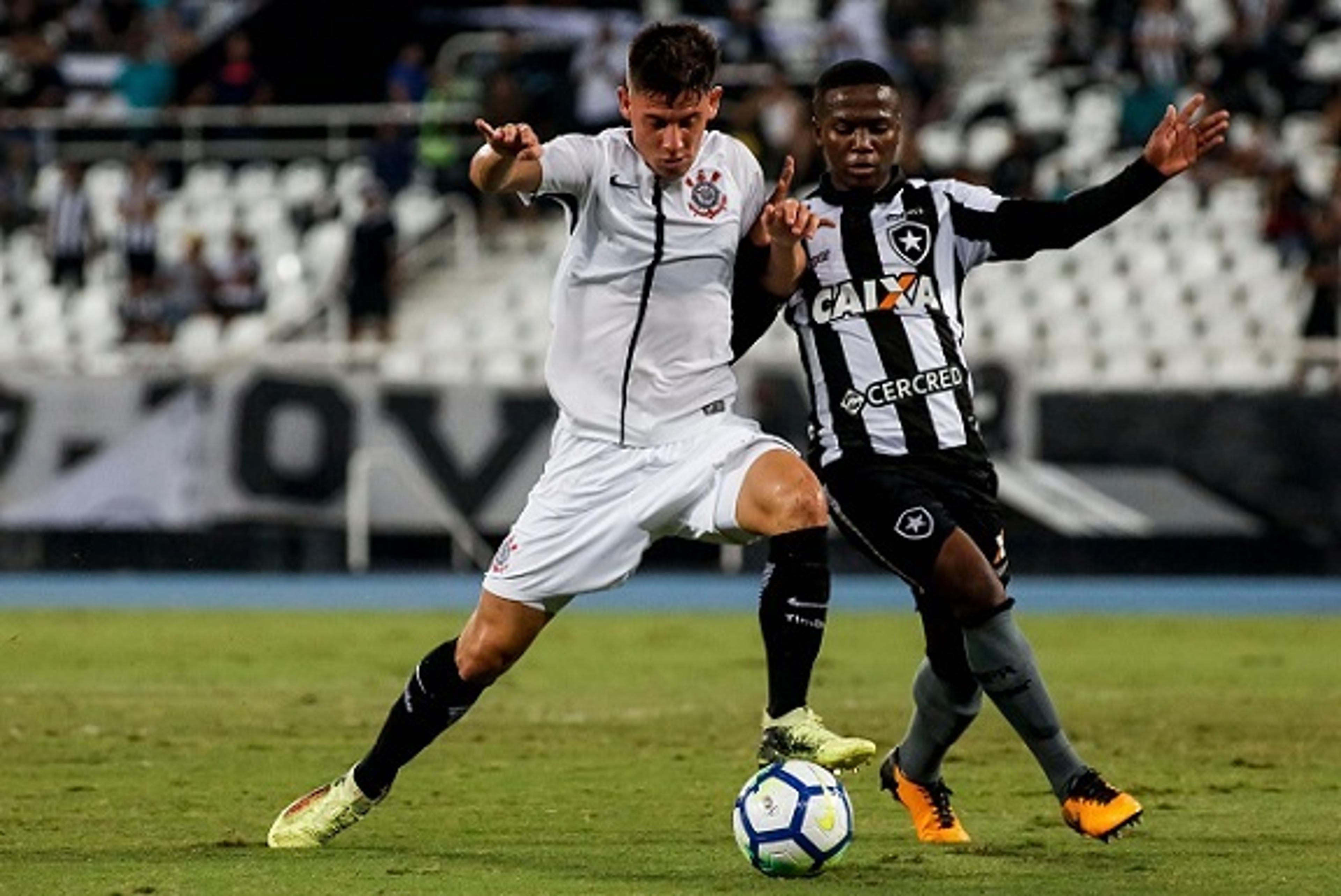 Meia do Corinthians projeta final do sub-20 na Arena: ‘Será algo único’