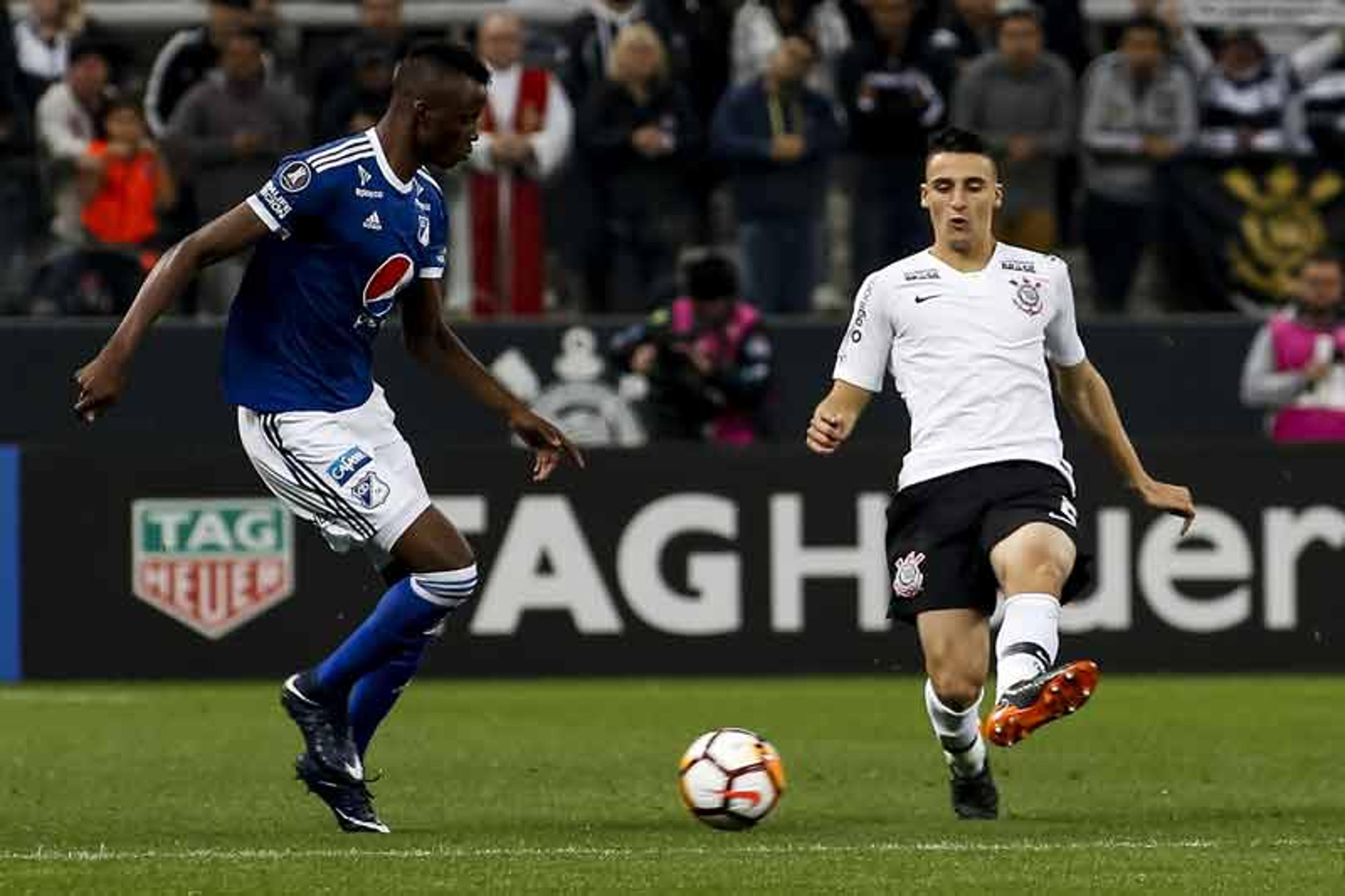 Ineficiente, Corinthians bate recorde de derrotas por ano na Arena