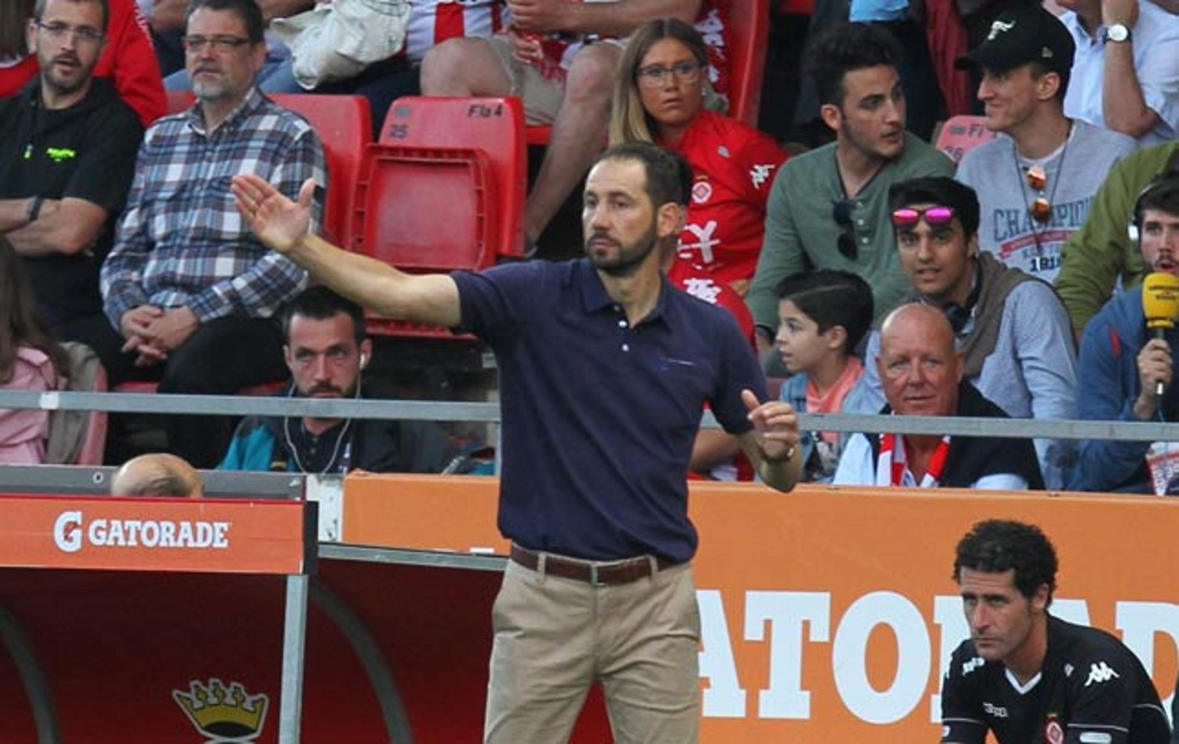 Sevilla anuncia a contratação do técnico Pablo Machín, ex-Girona