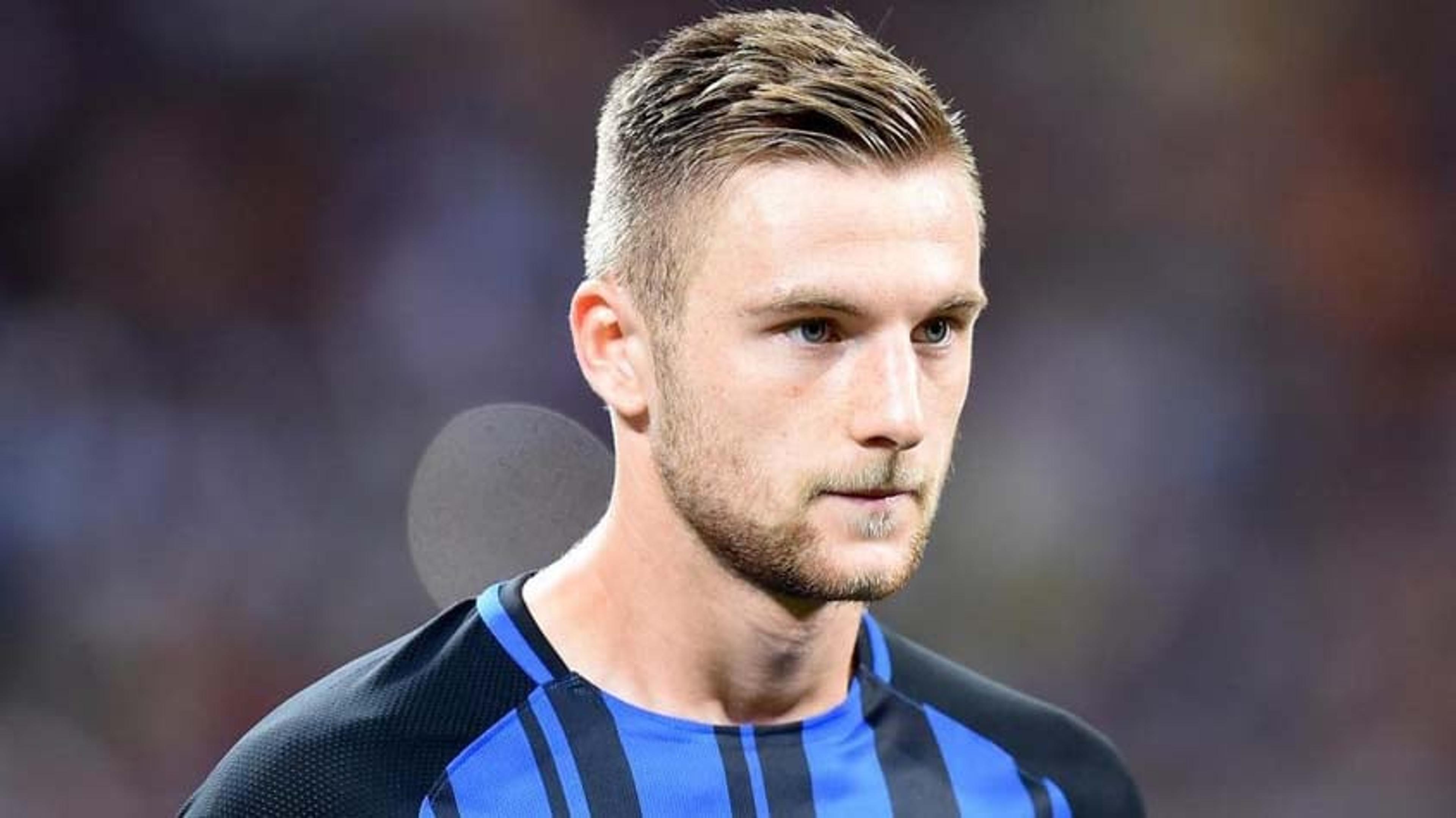 Tottenham intensifica busca por Skriniar, da Inter de Milão, mas clubes ainda não têm acordo