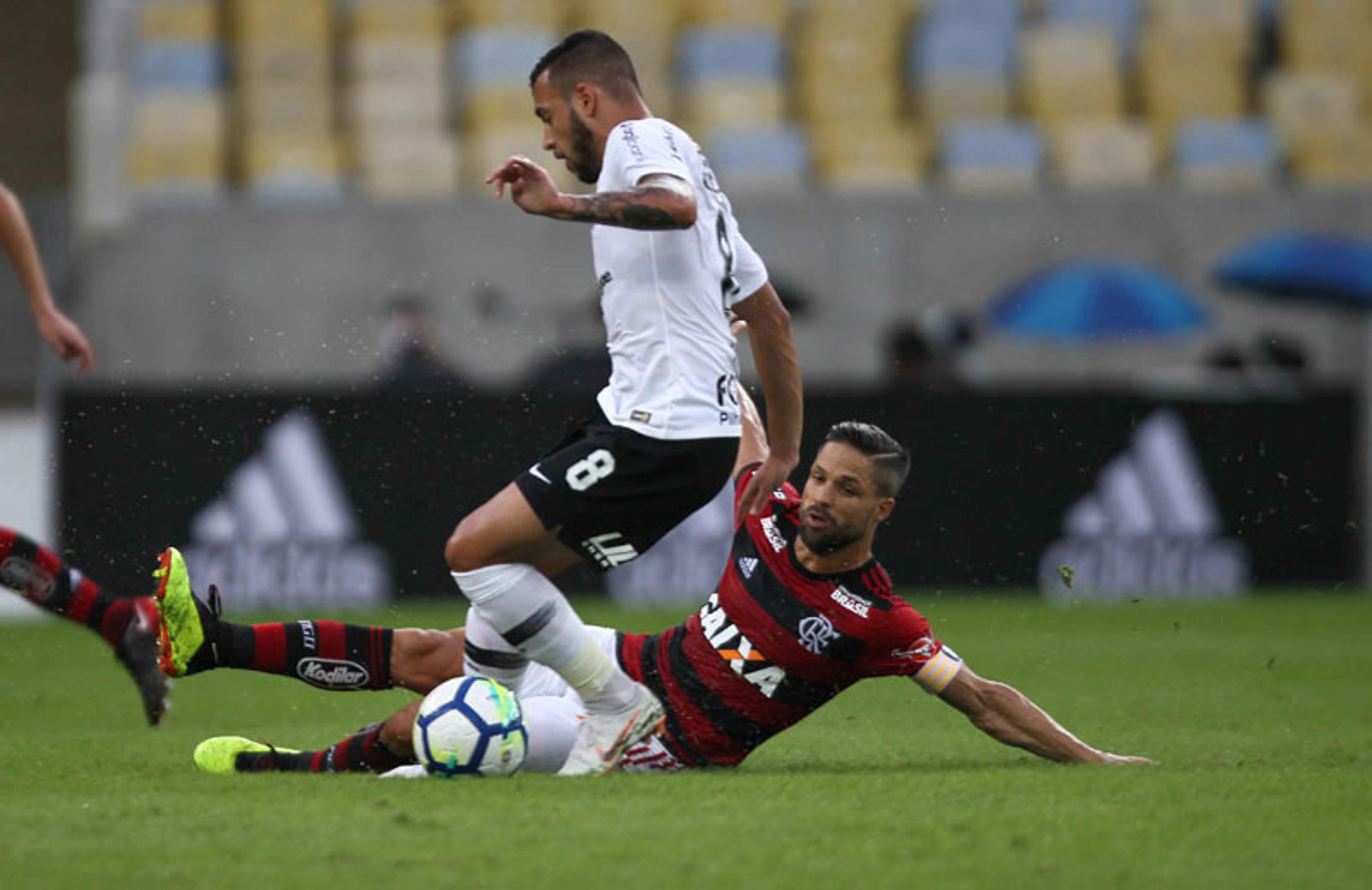 Números da Bola: Líder, Flamengo é o time que mais desarma no Brasileirão; veja o ranking