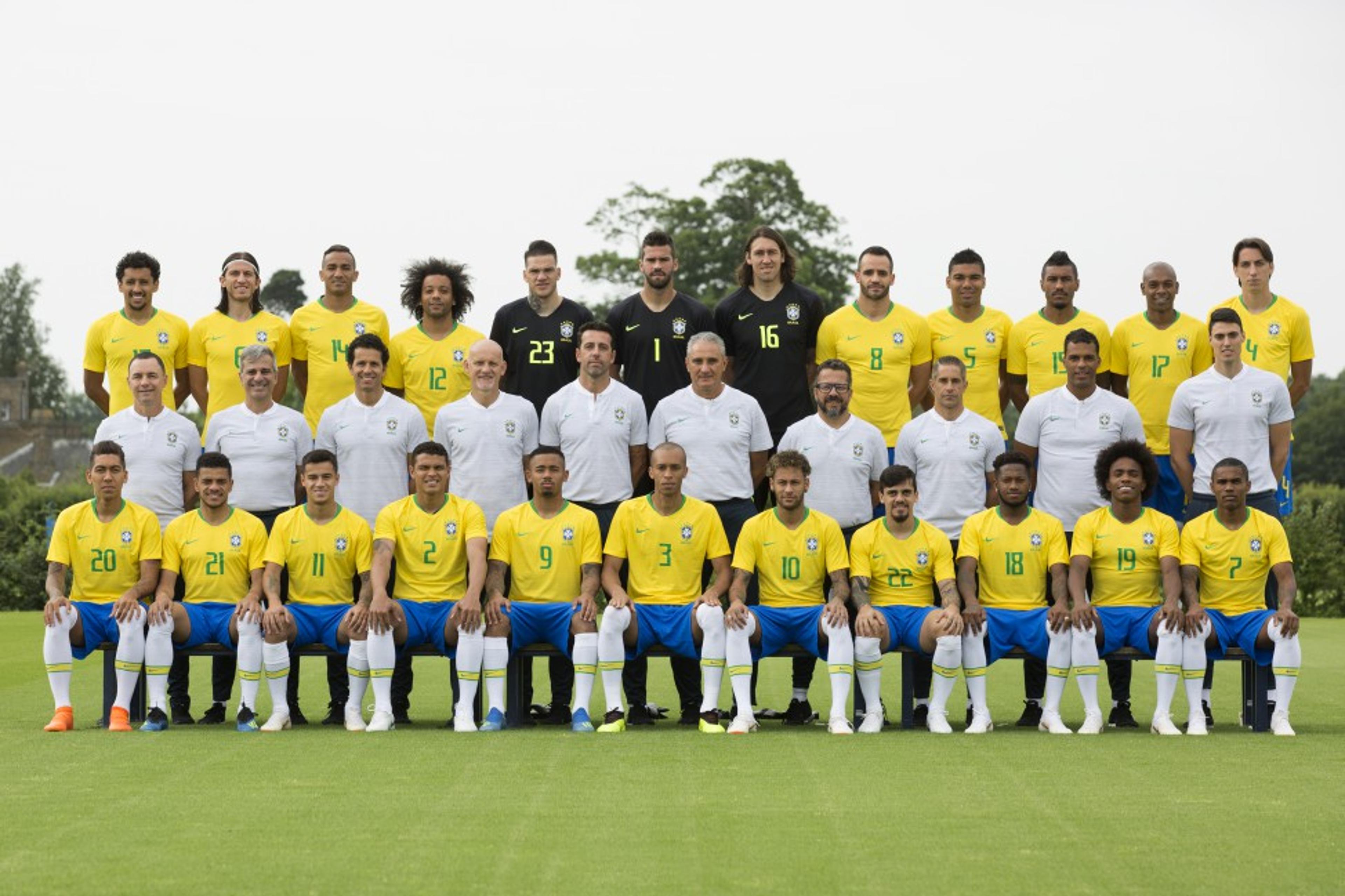 A imagem do hexa? Seleção faz foto oficial da Copa em Londres