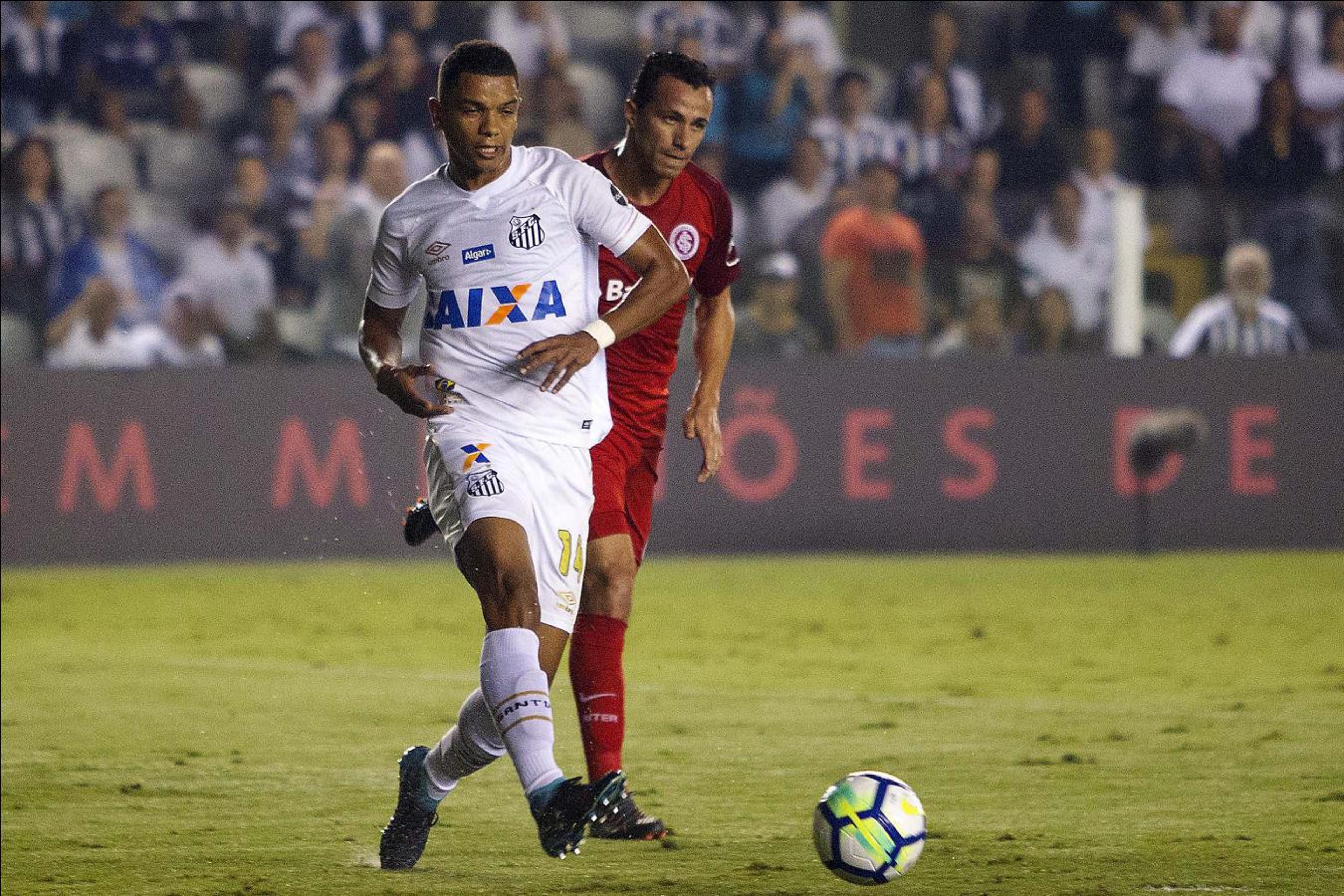 Braz prevê cobrança por derrota na Vila, mas confia em reação do Santos