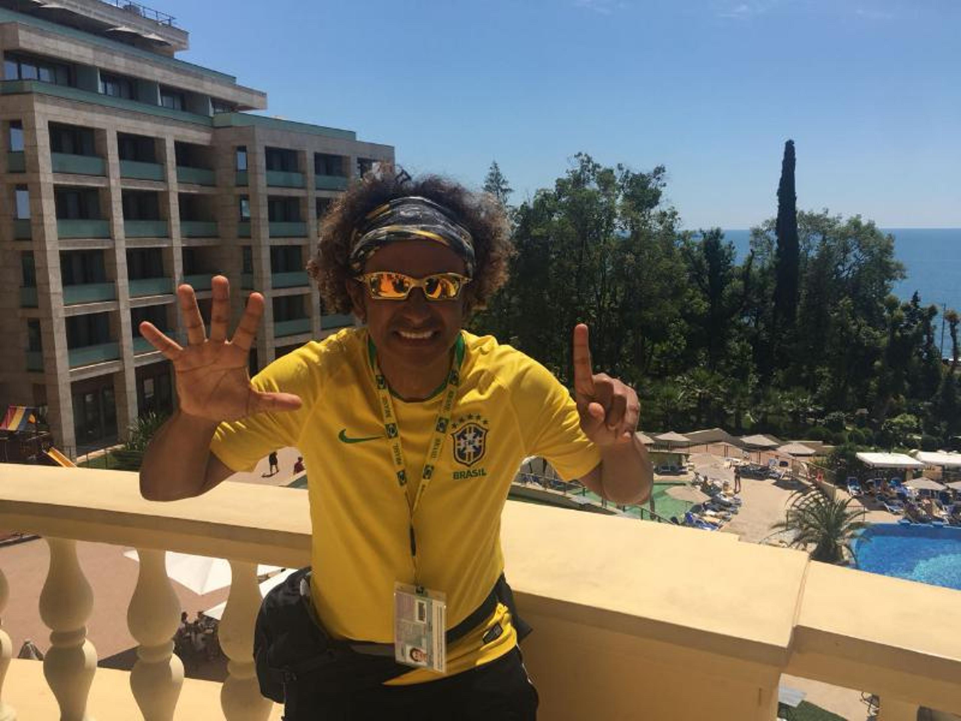 Confundido com Marcelo, brasileiro ‘abre’ hotel da Seleção em Sochi