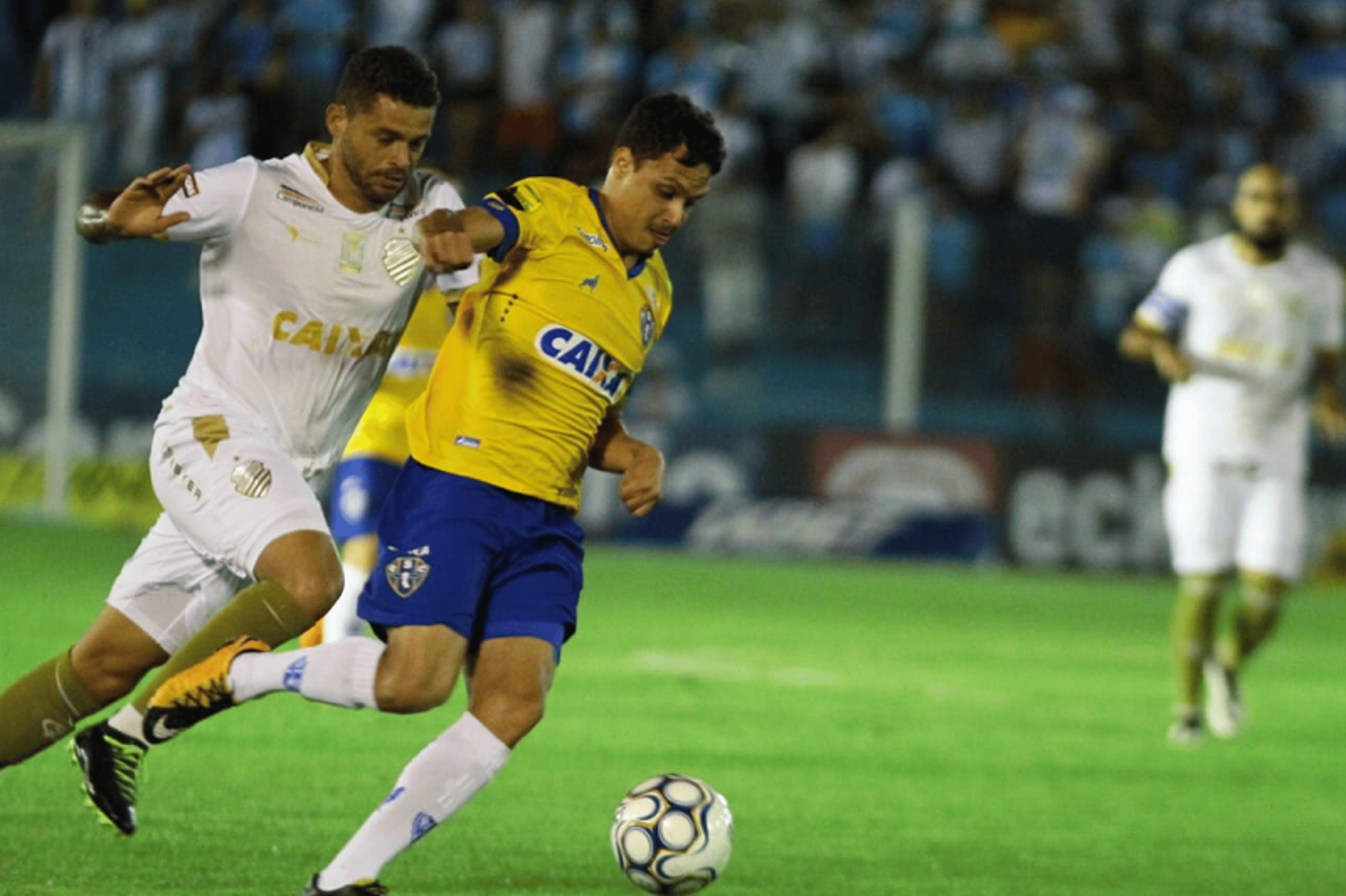 Após empate no clássico, CSA joga com o Paysandu para se sustentar no G4