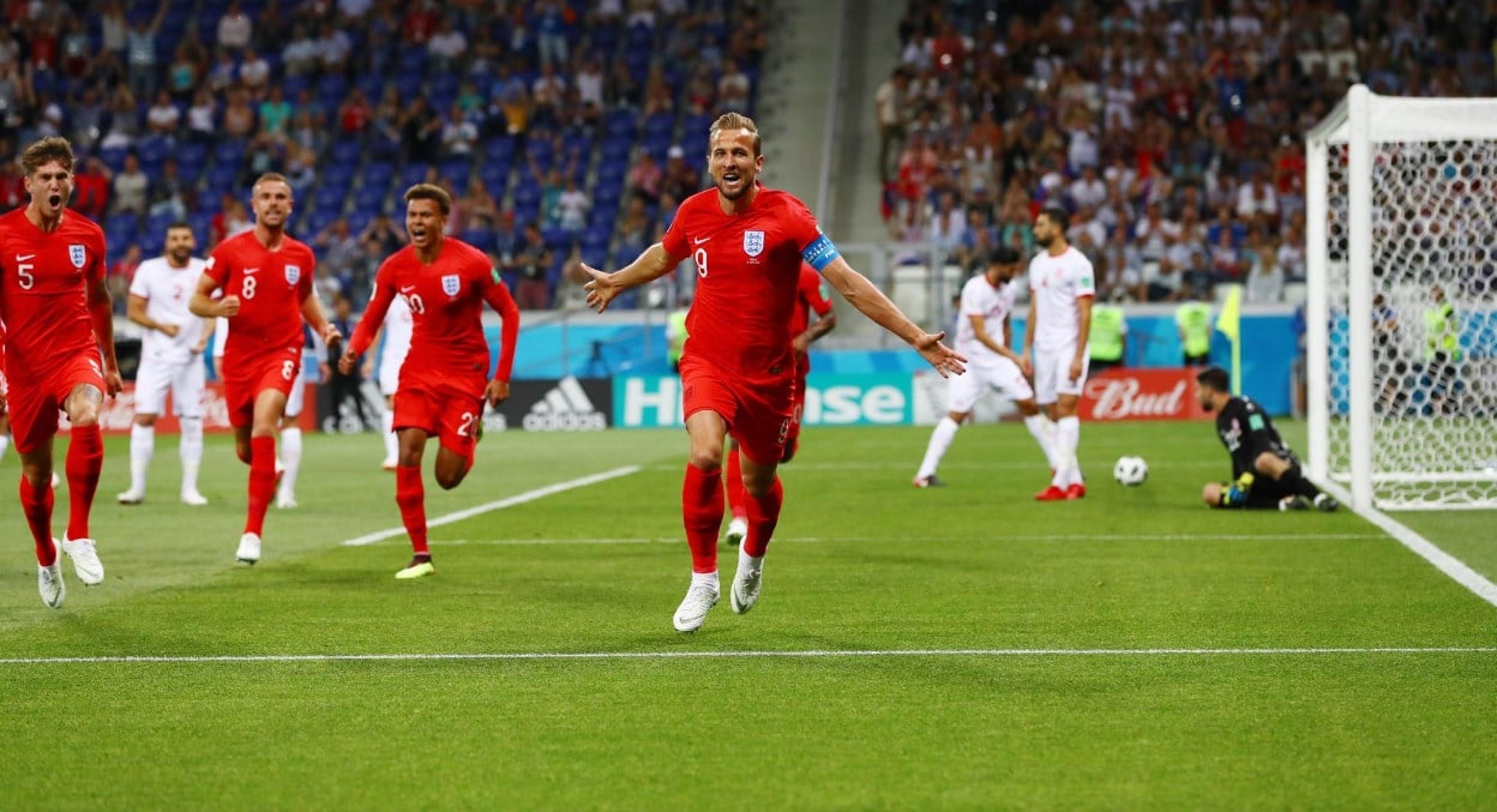 Eleito melhor da partida, Kane elogia Inglaterra no primeiro tempo