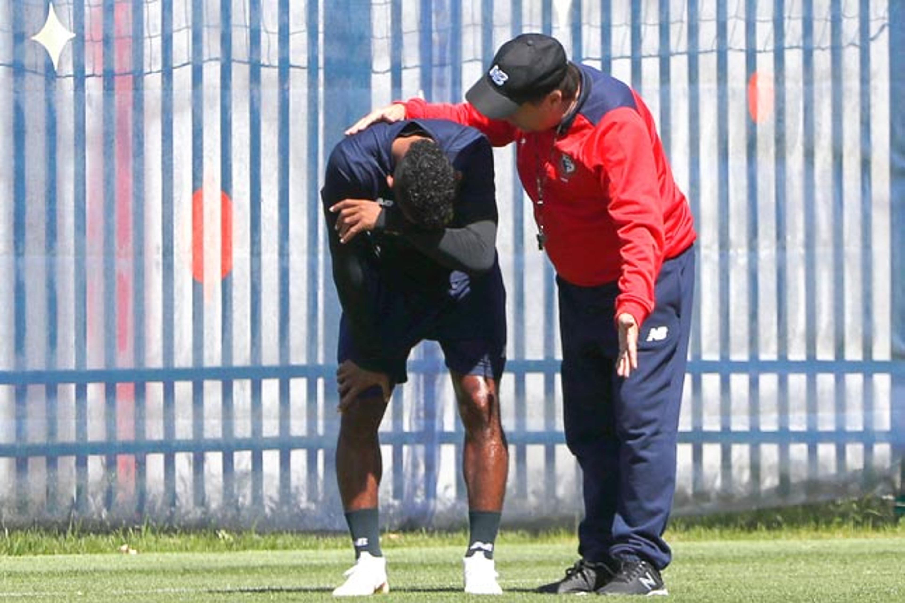 Técnico do Panamá confirma equipe que vai enfrentar a Inglaterra