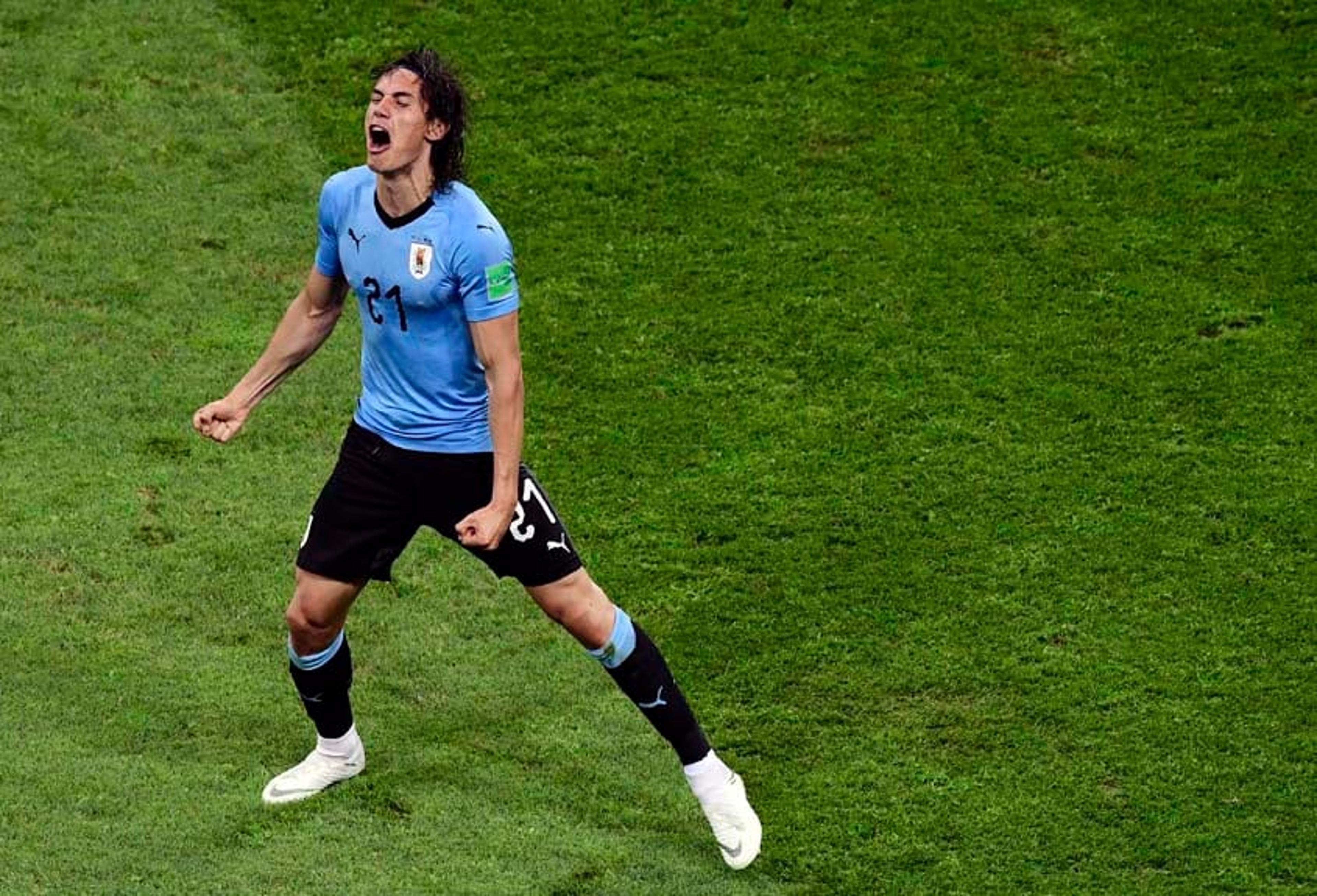 Exame detecta edema na panturrilha e Cavani ainda é dúvida no Uruguai