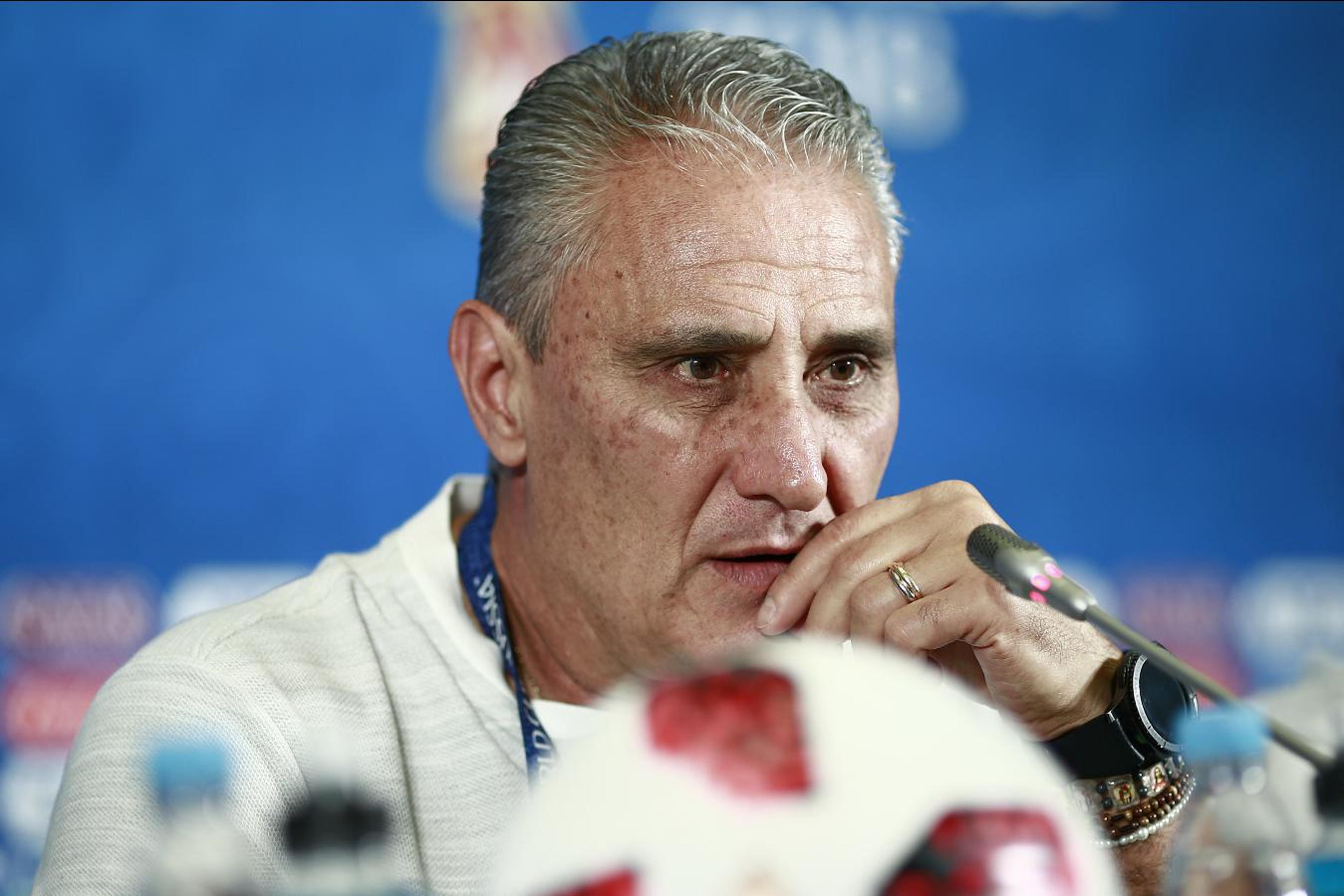 Tite deve aceitar oferta da Seleção para tentar repetir Zagallo e Telê