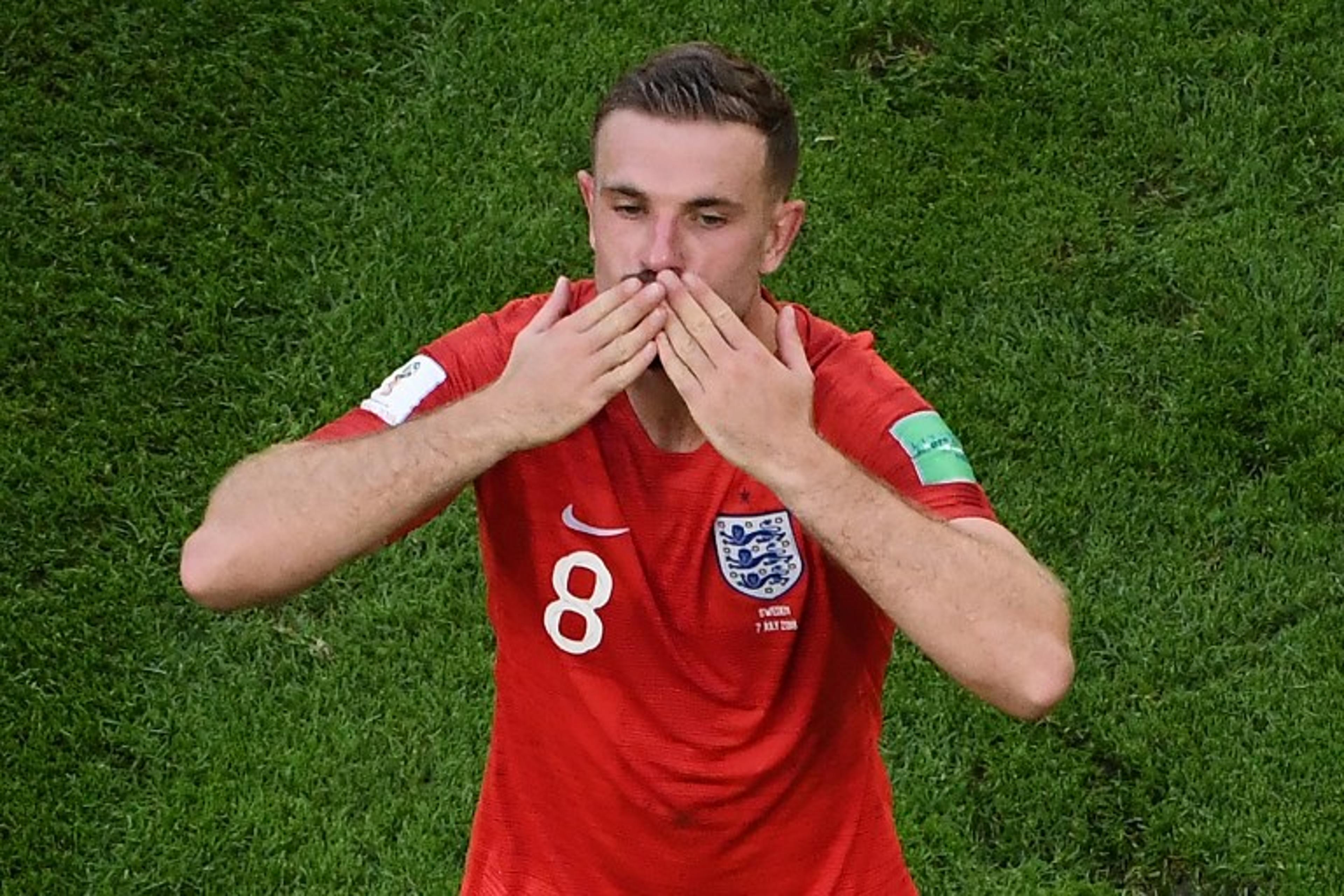 Inglaterra não é derrotada com Henderson em campo há quatro anos