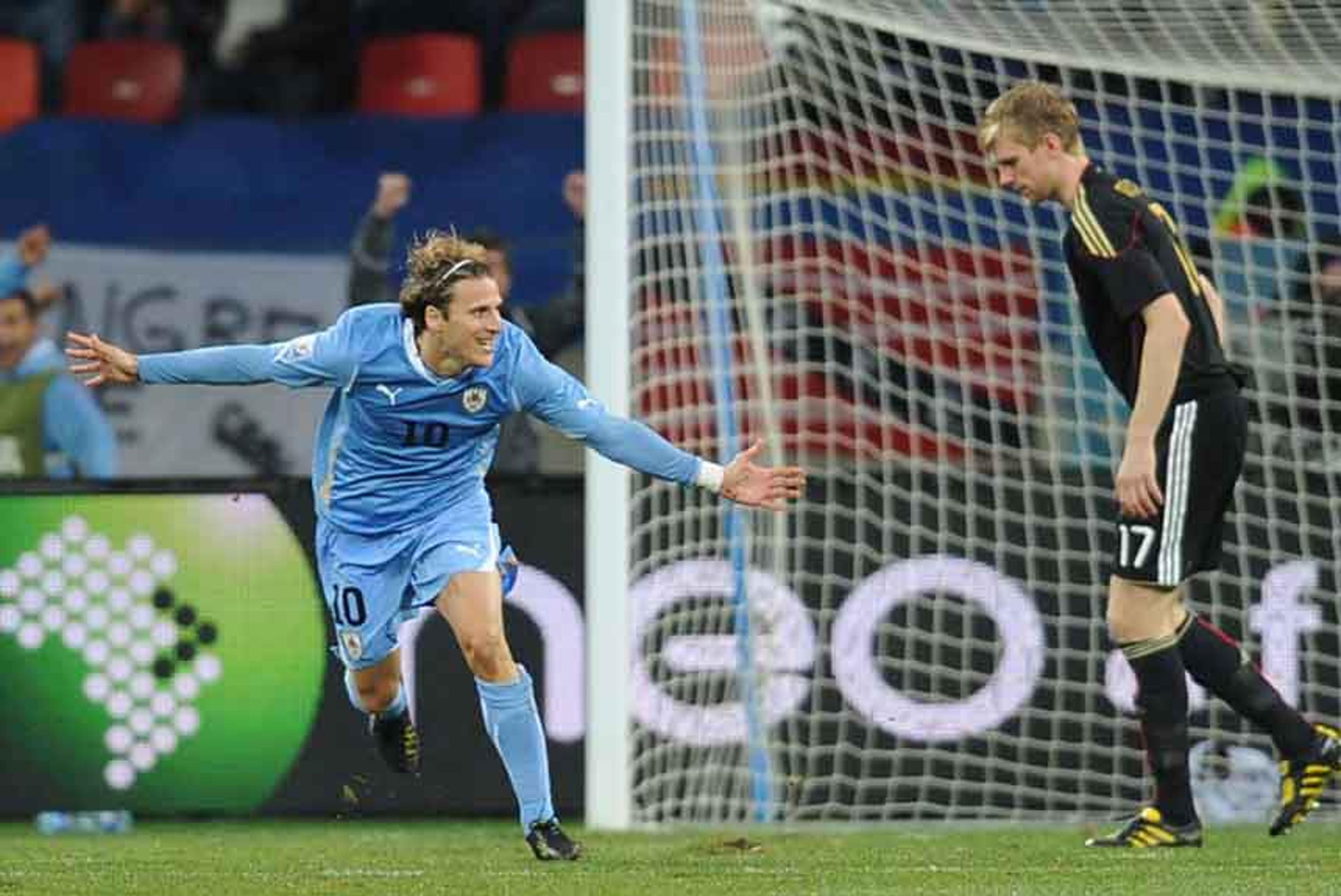 Forlán projeta até onde o Uruguai pode chegar na Copa do Mundo