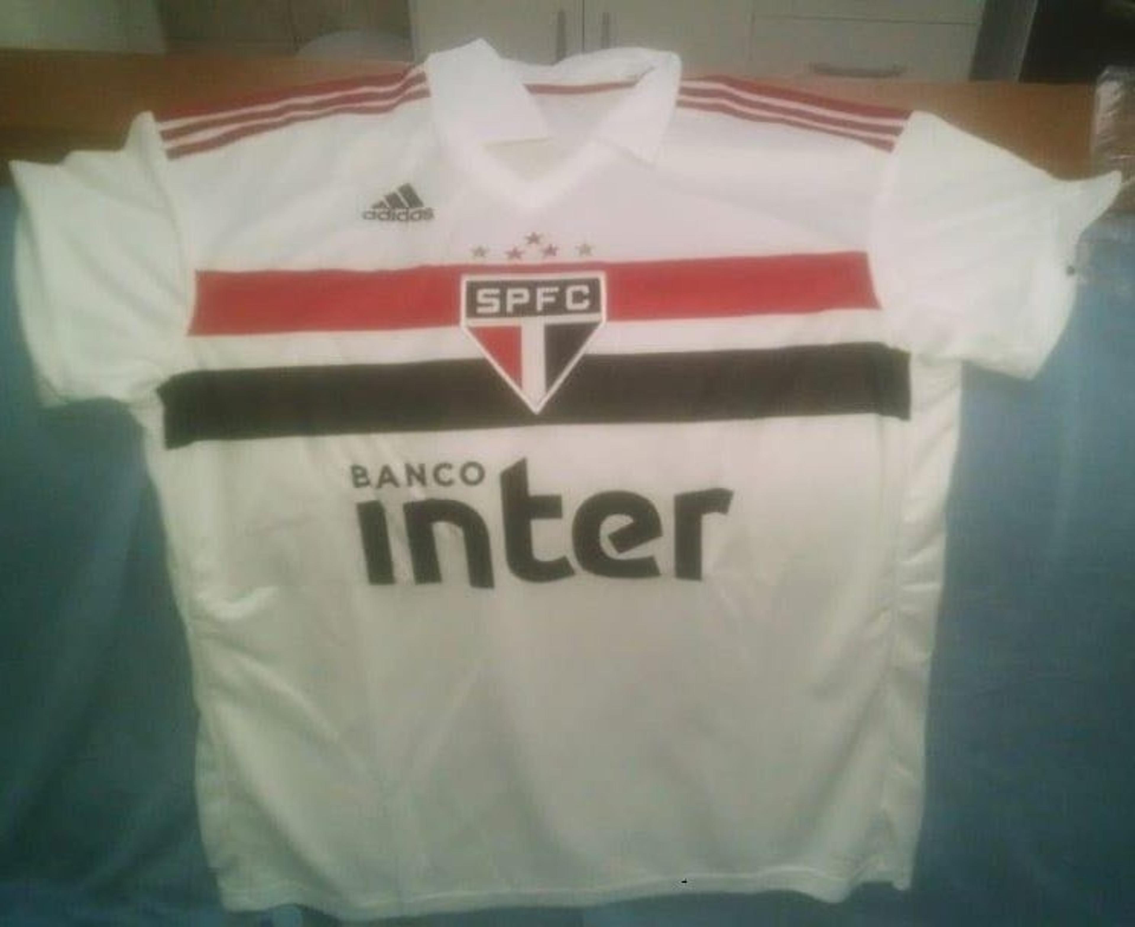 Vazam na internet imagens de possível nova camisa do São Paulo