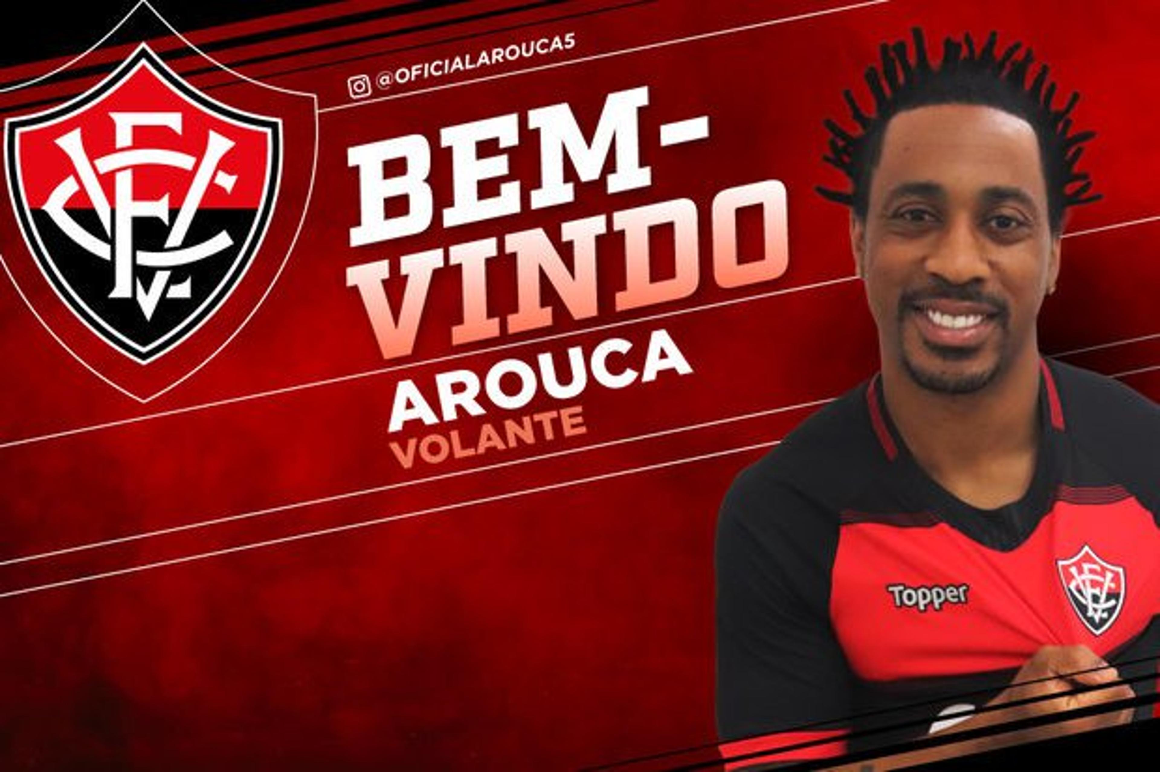 Arouca é anunciado por empréstimo pelo Vitória