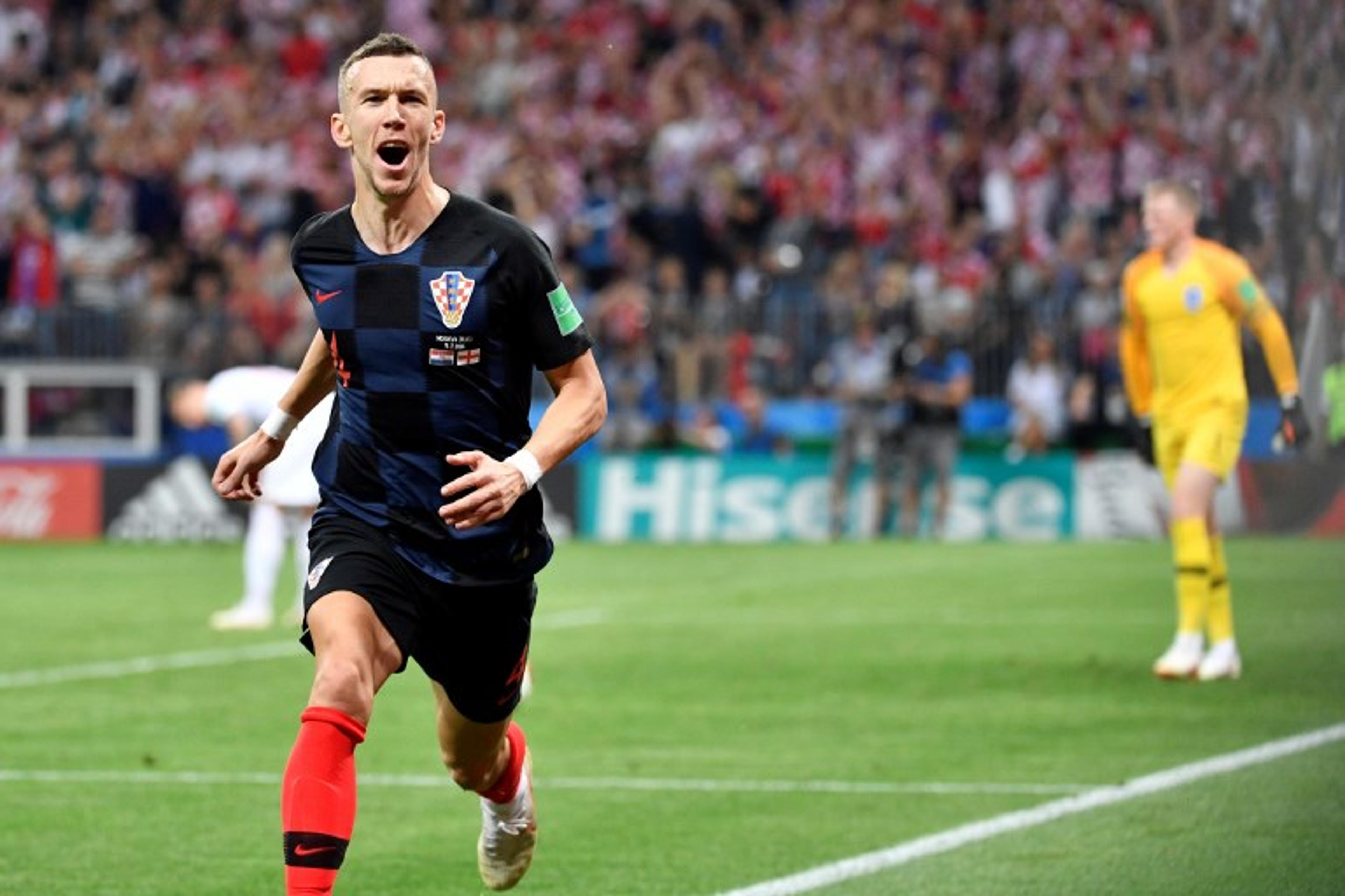 Dupla infernal! Mandzukic e Perisic mandam ingleses de volta para casa