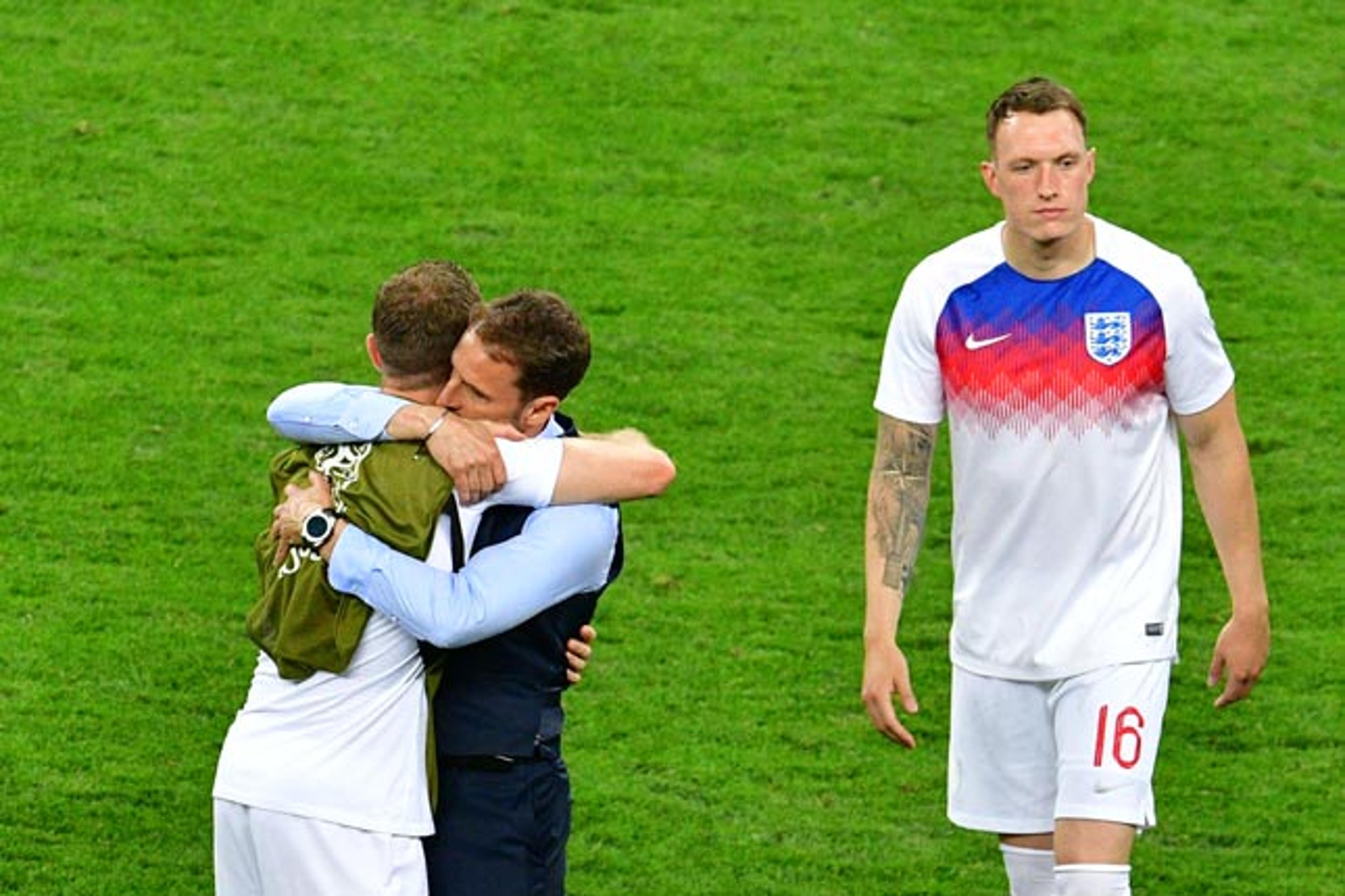 Southgate elogia jogadores ingleses: ‘Ninguém esperava chegar tão longe’