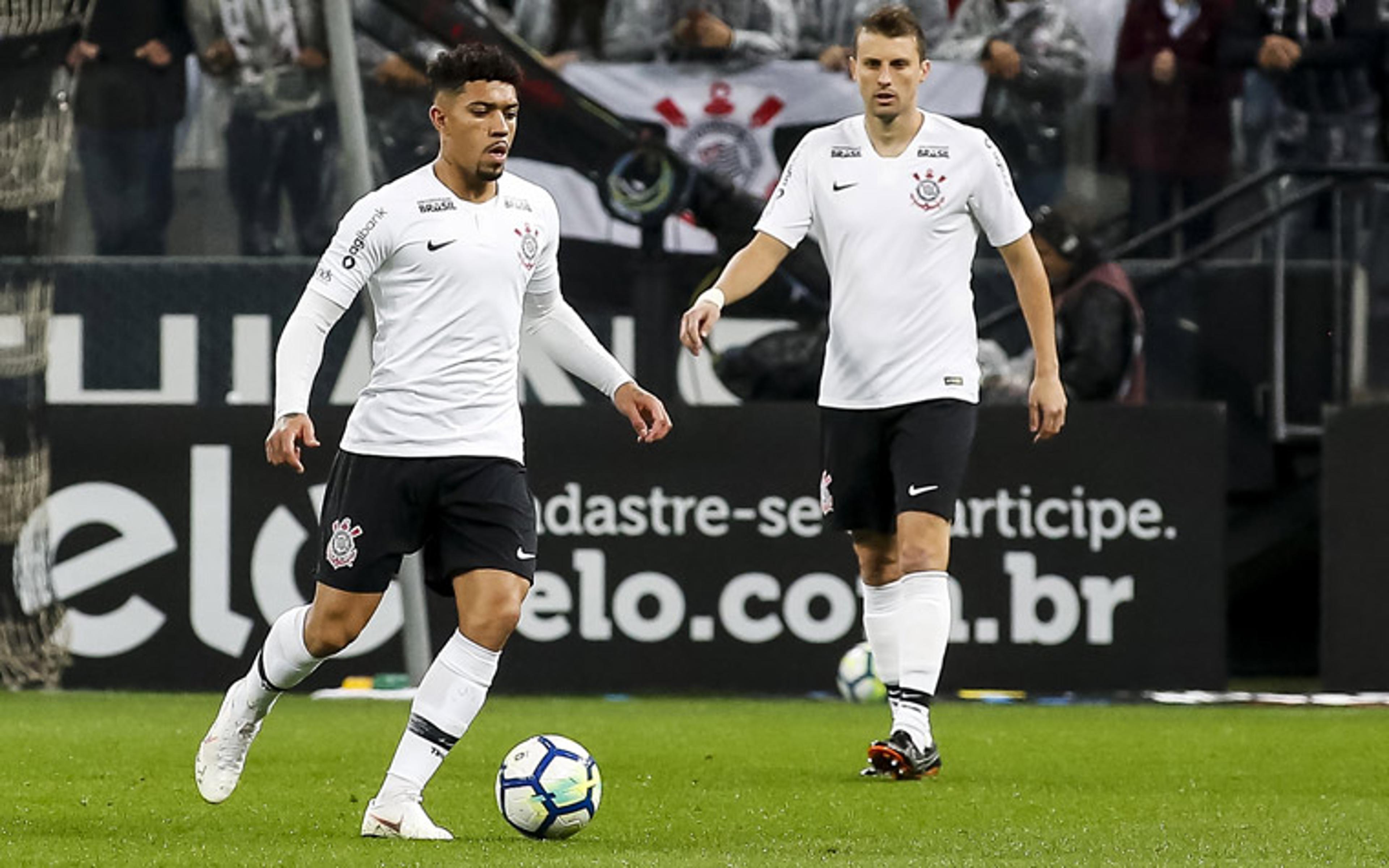 Ainda sem master, Corinthians fecha sétimo patrocínio para o uniforme