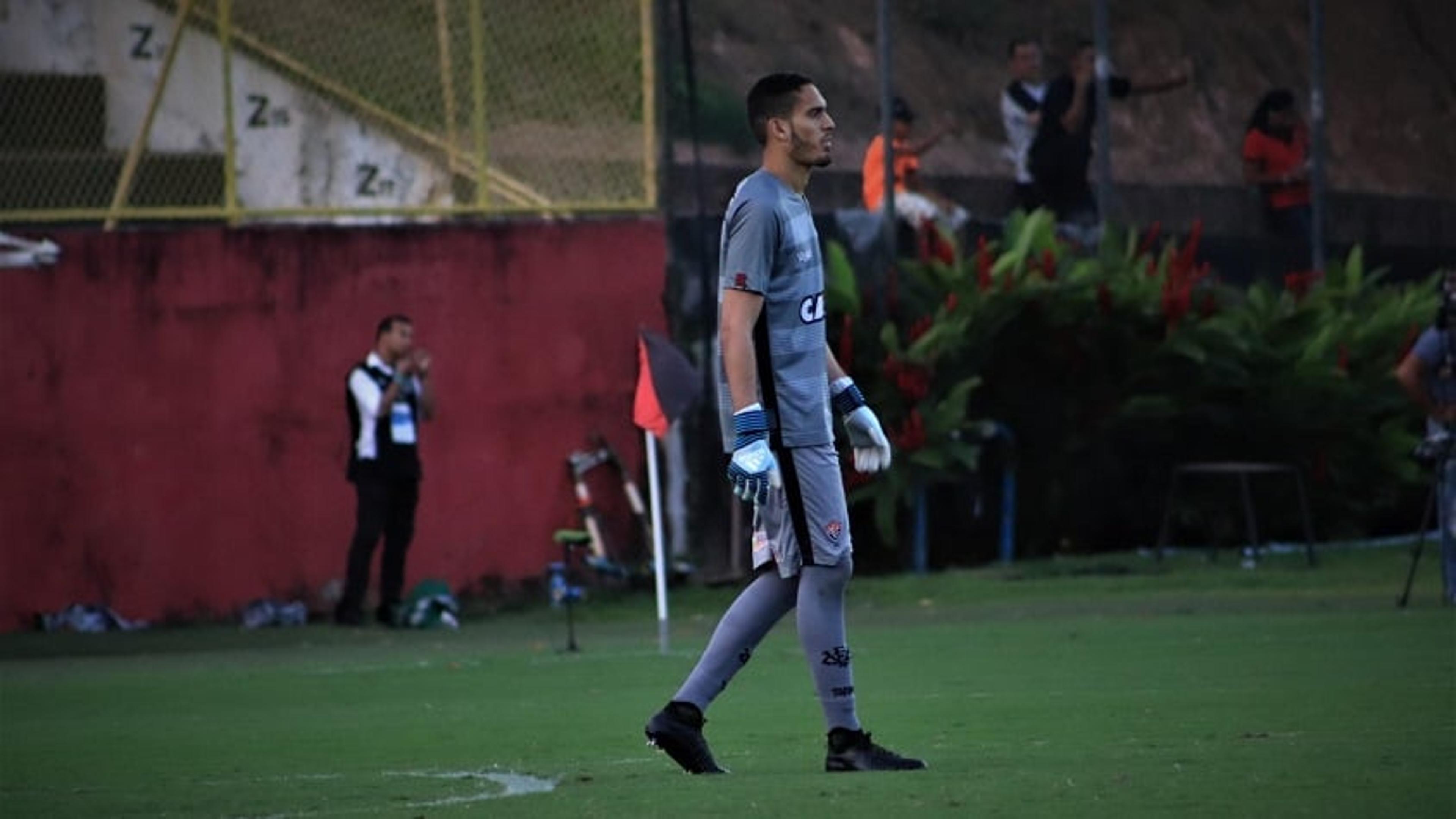 Além de Wallace, Ronaldo também deixa o Vitória