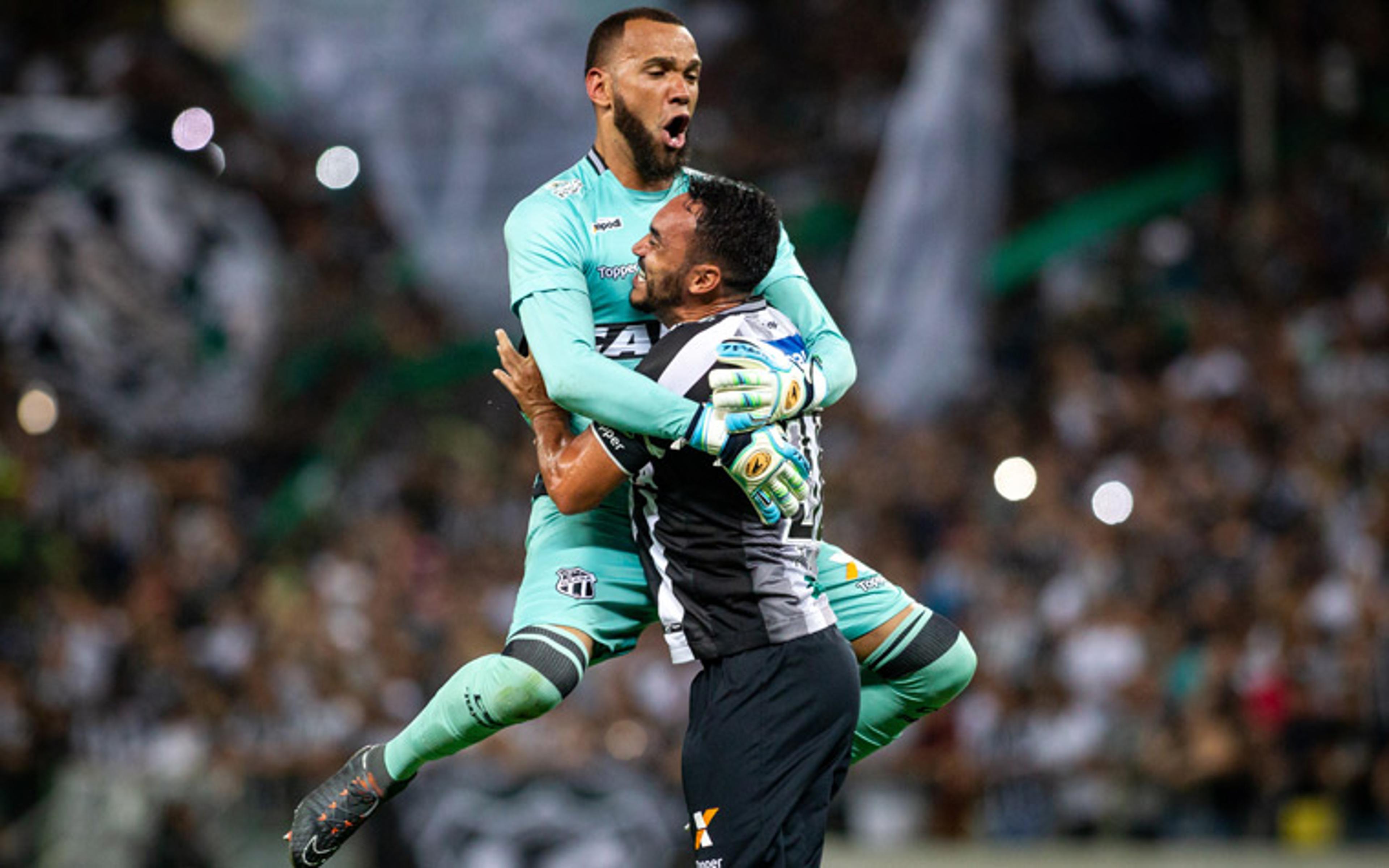 Everson é o 14º goleiro a marcar um gol em Campeonato Brasileiro