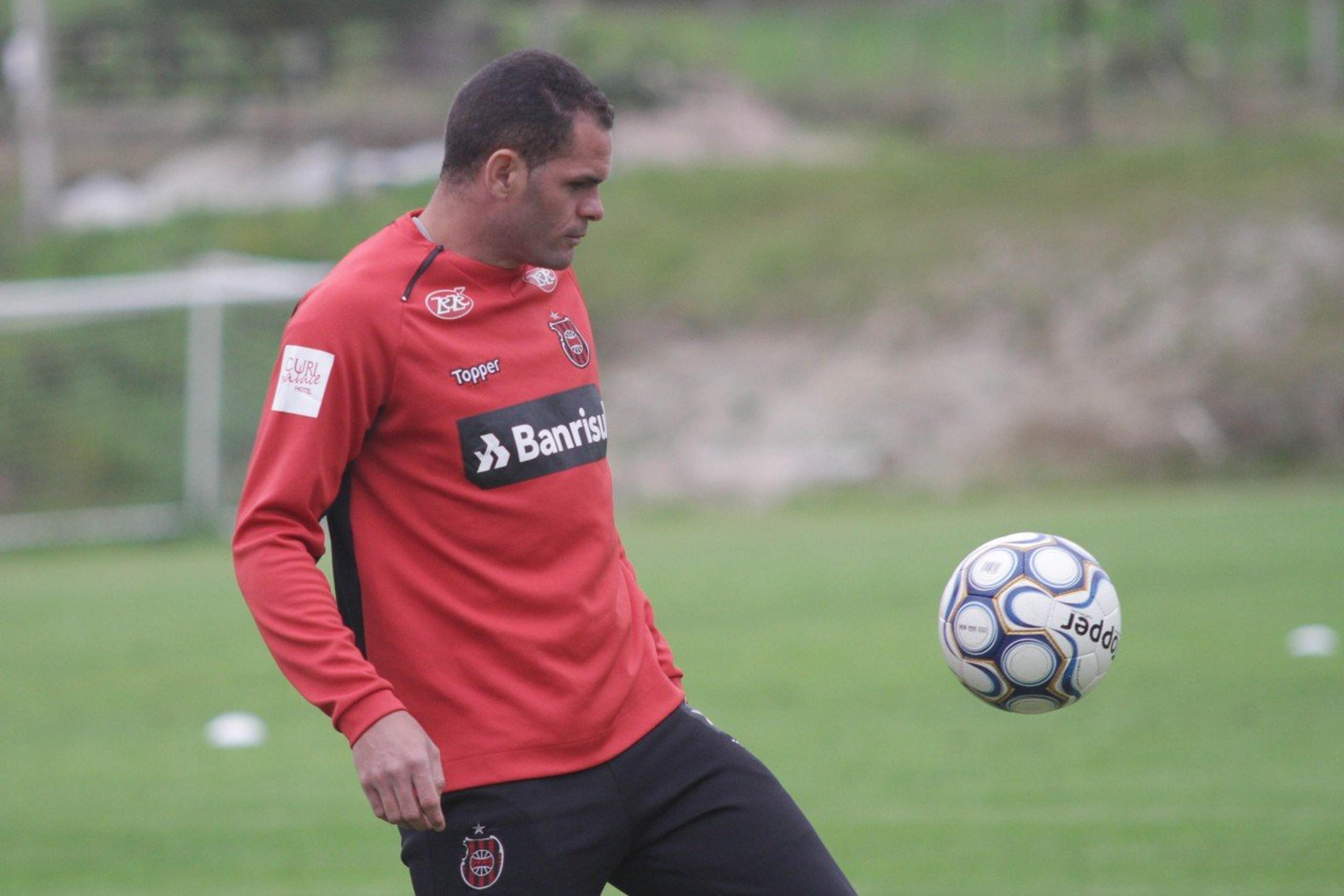 Wallace Pernambucano dá sua primeira entrevista no Brasil de Pelotas