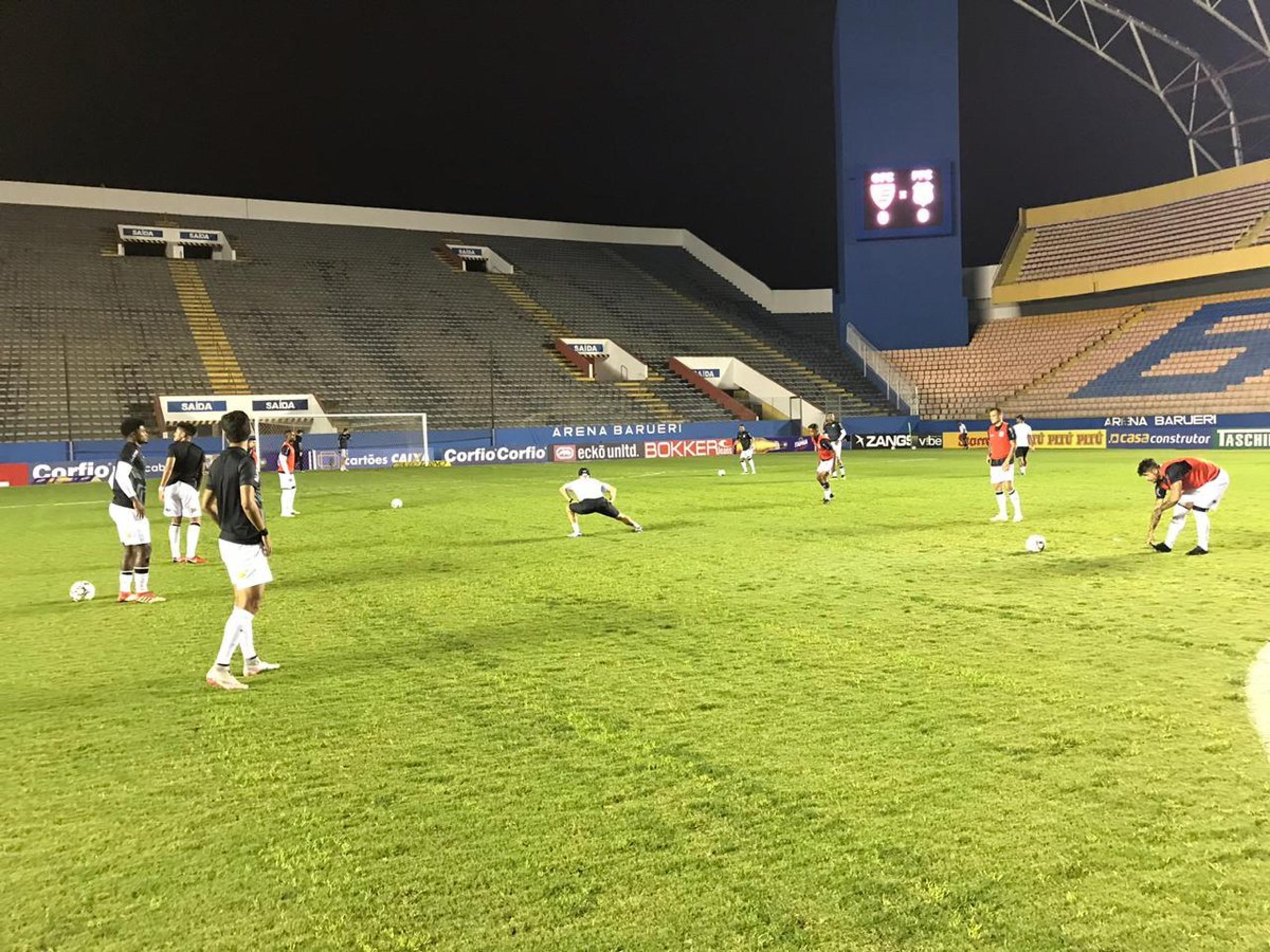 Em jogo pobre, Oeste e Figueirense empatam sem gols pela Série B