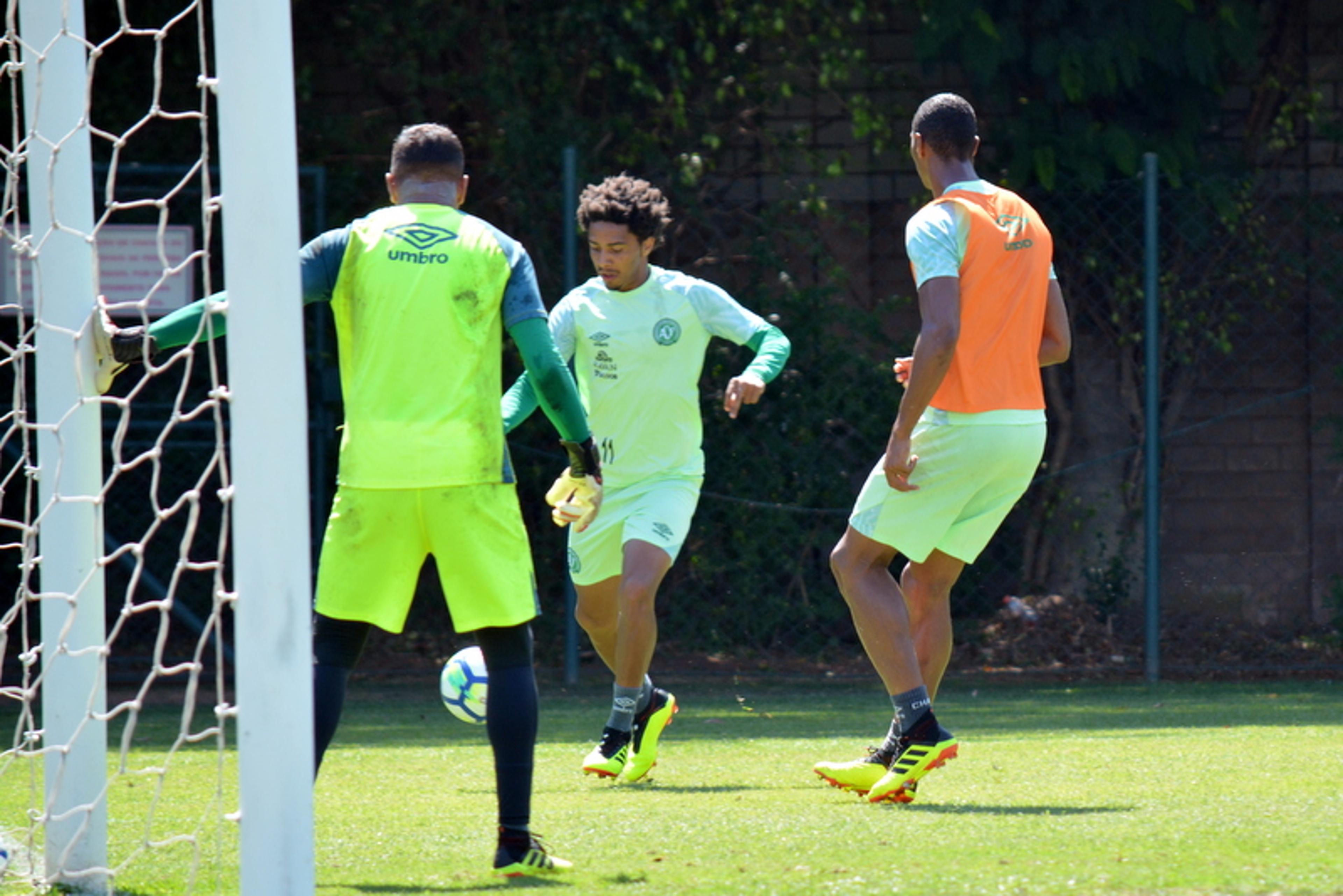 Chape tem voo cancelado por causa de tempo ruim, mas jogo contra o Corinthians está mantido