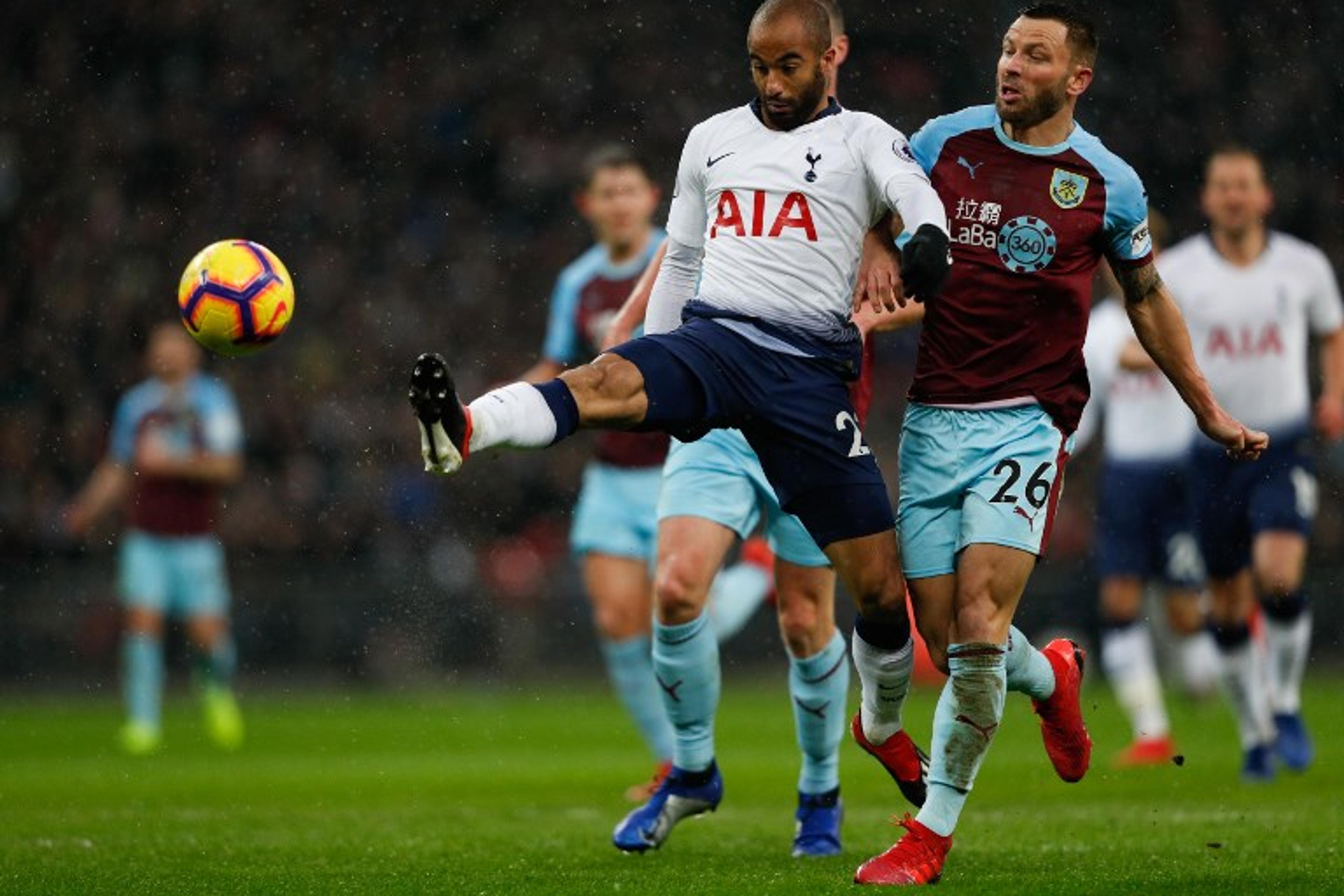 Na terceira posição da Premier League, Tottenham visita o Burnley