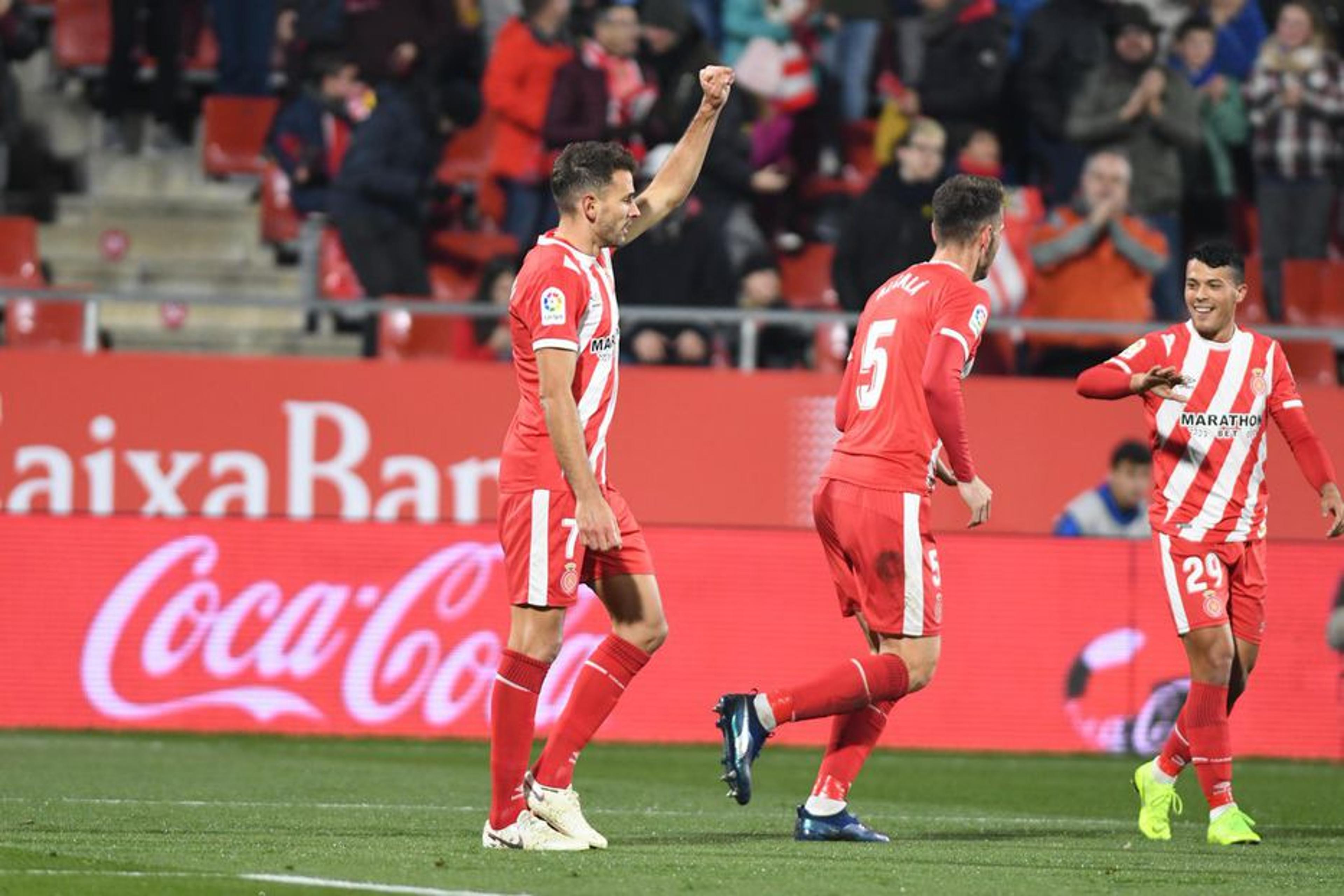 Cristhian Stuani marca lindo gol em empate do Girona na Espanha