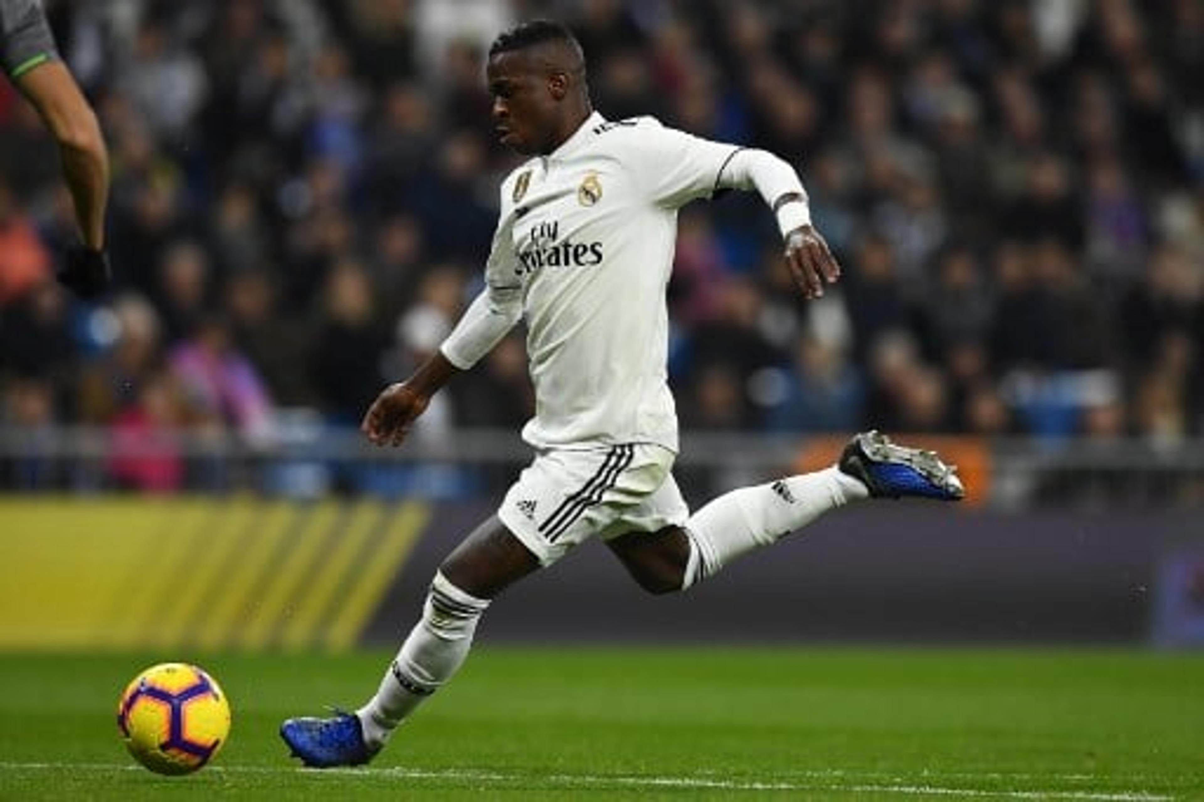 Titular, Vinícius Júnior destaca bom momento e parceria com Benzema