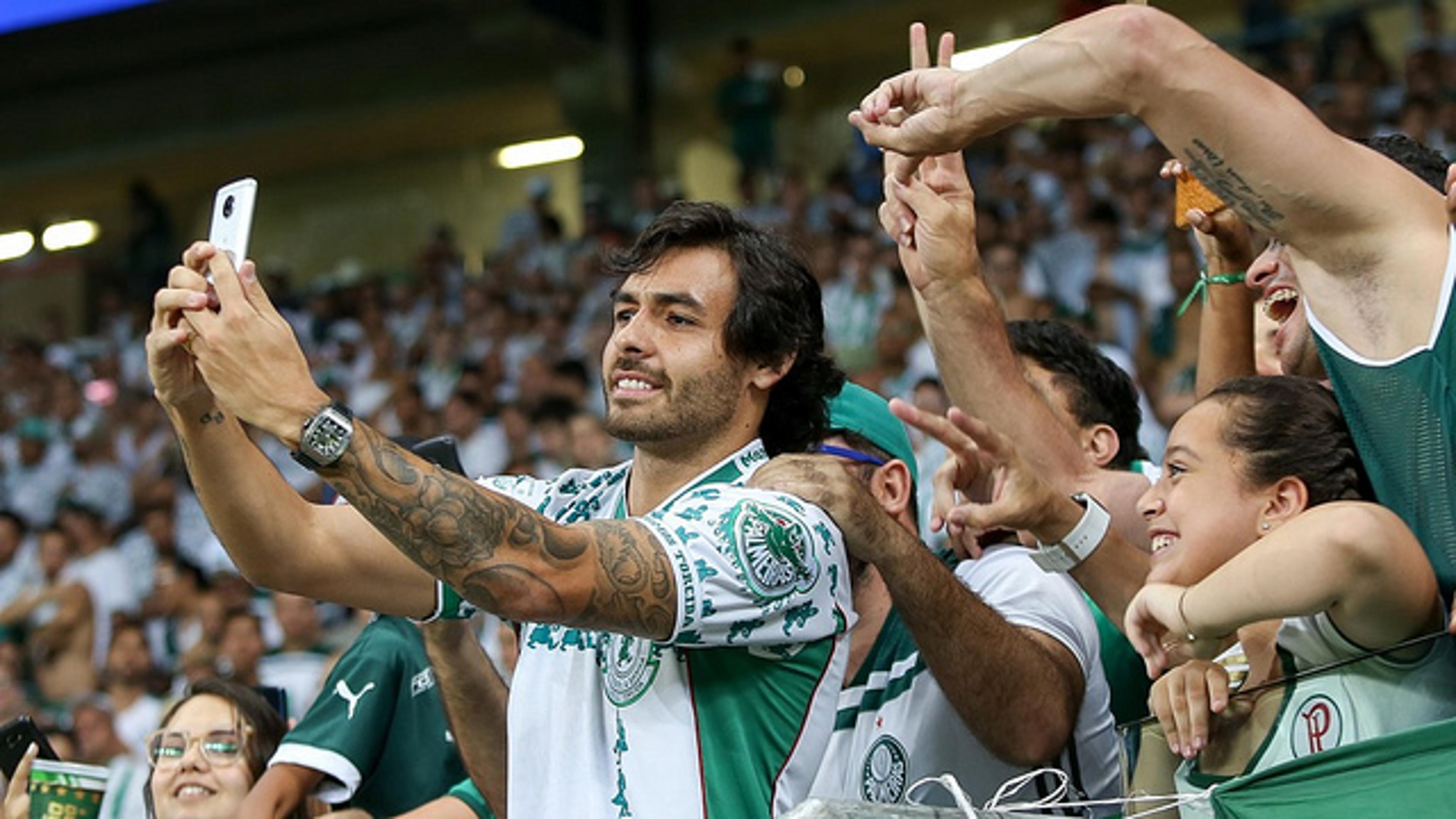 Palmeiras apresentará Ricardo Goulart na FAM, nesta quarta-feira