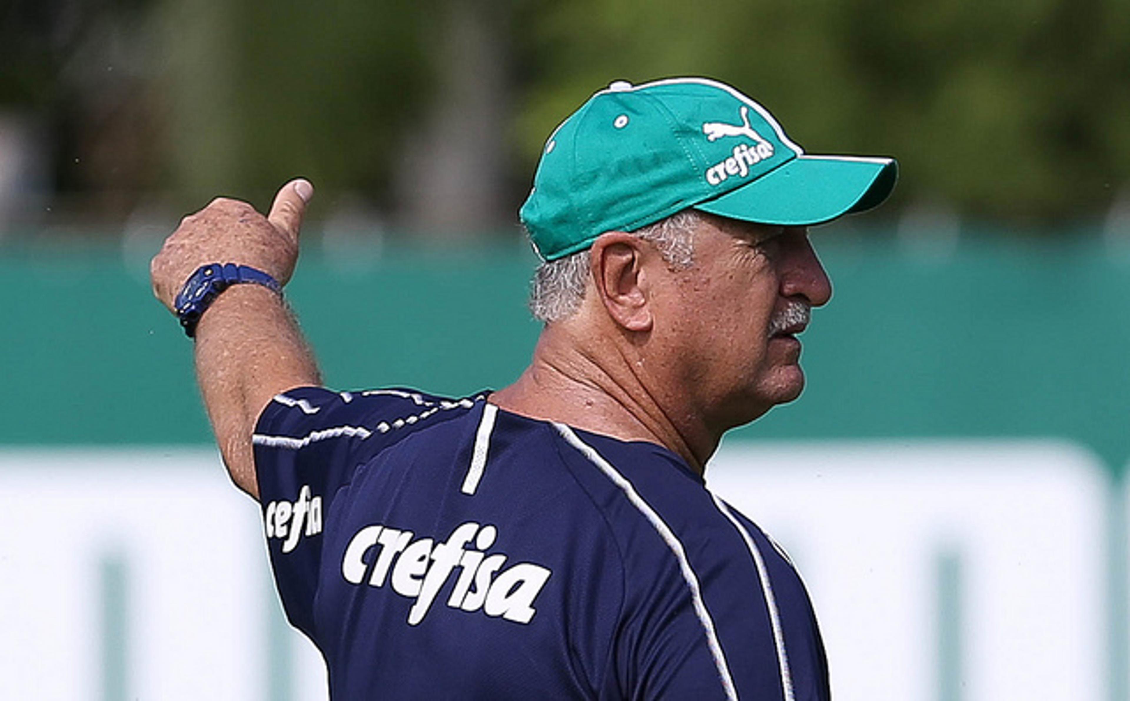 Felipão fecha treinos, mas há pistas do Palmeiras que jogará no domingo