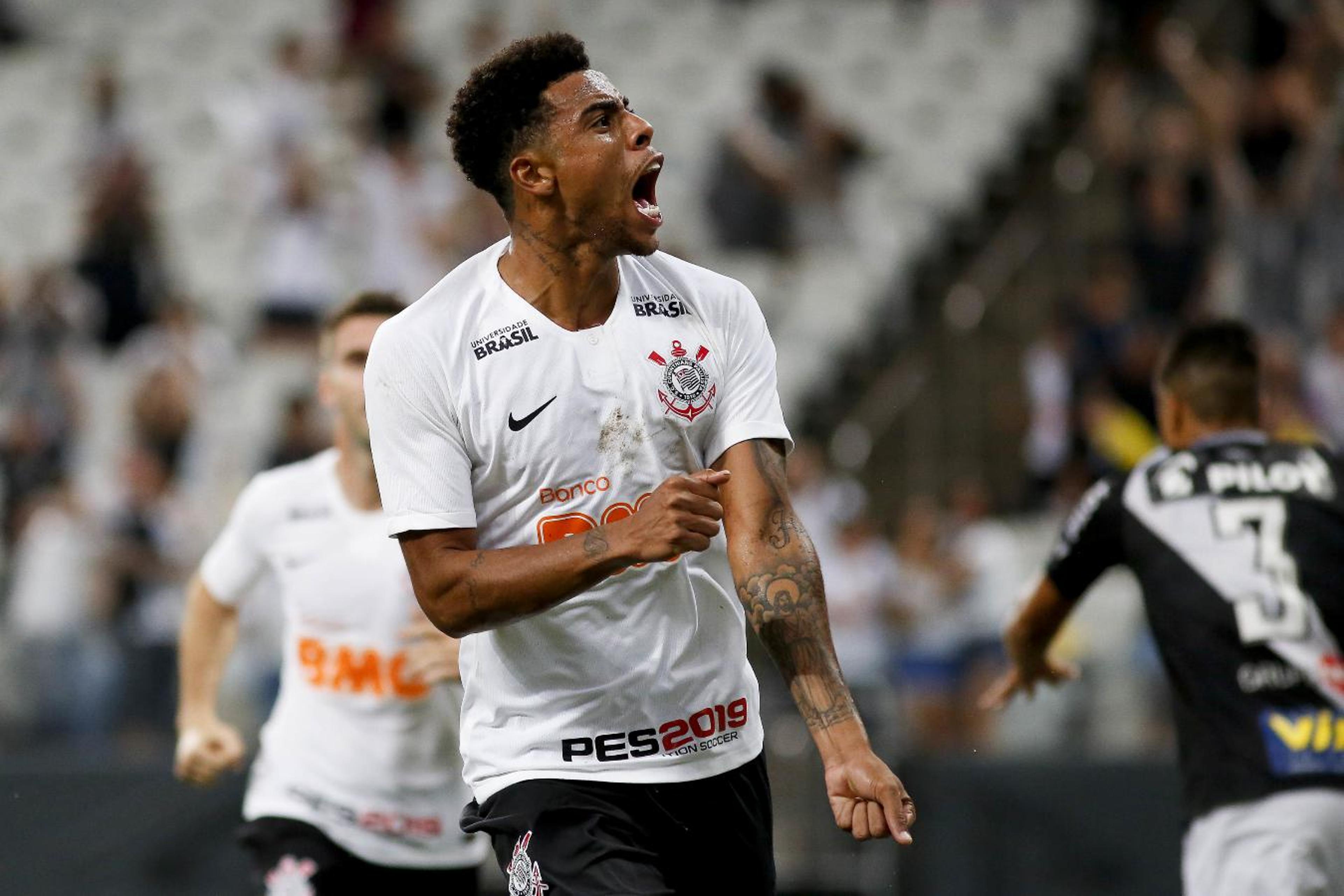 Gustagol, amor! Atacante marca e Corinthians bate a Ponte na Arena