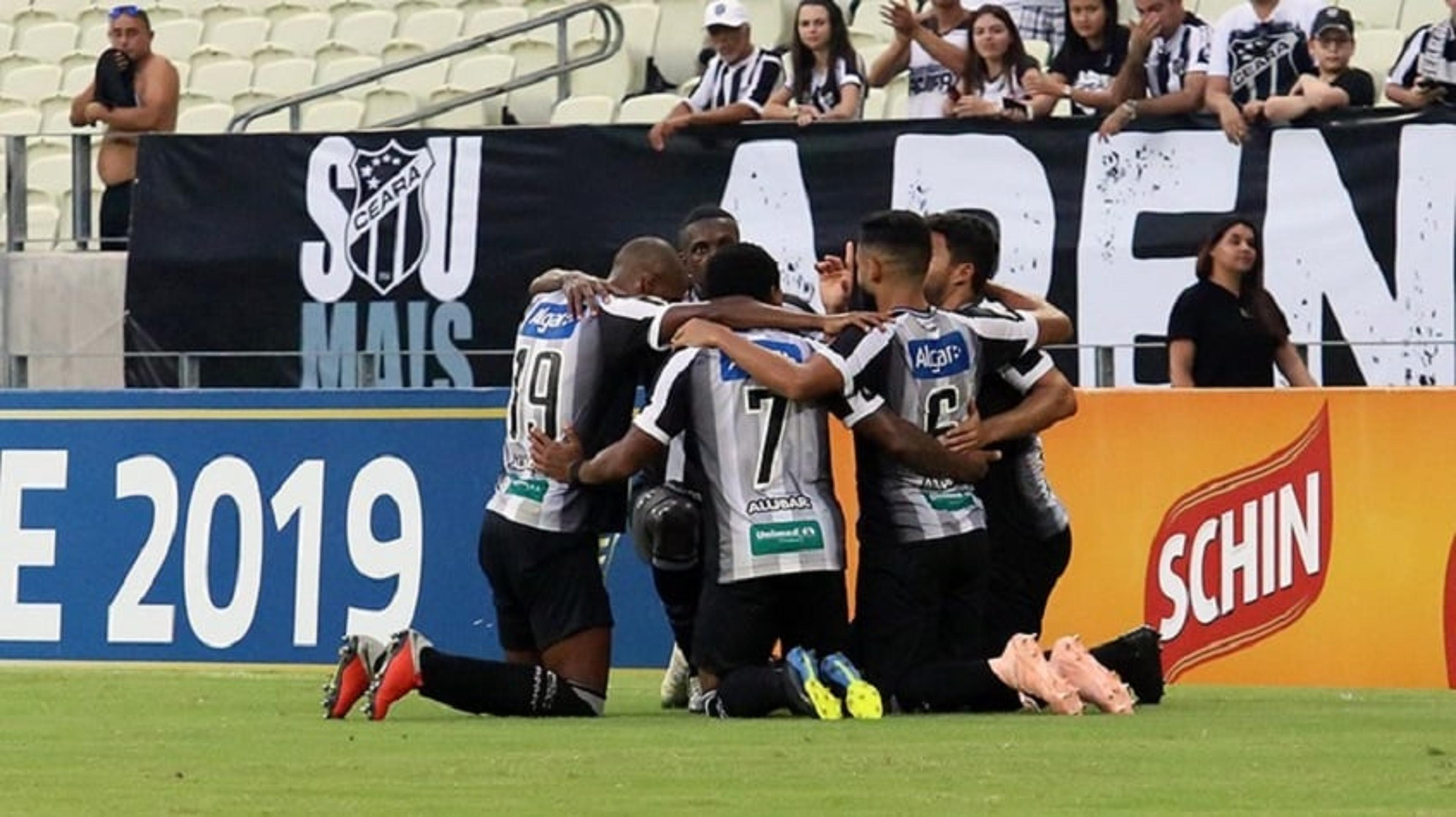 Sem Lisca, Ceará recebe o embalado CSA na estreia do Brasileirão