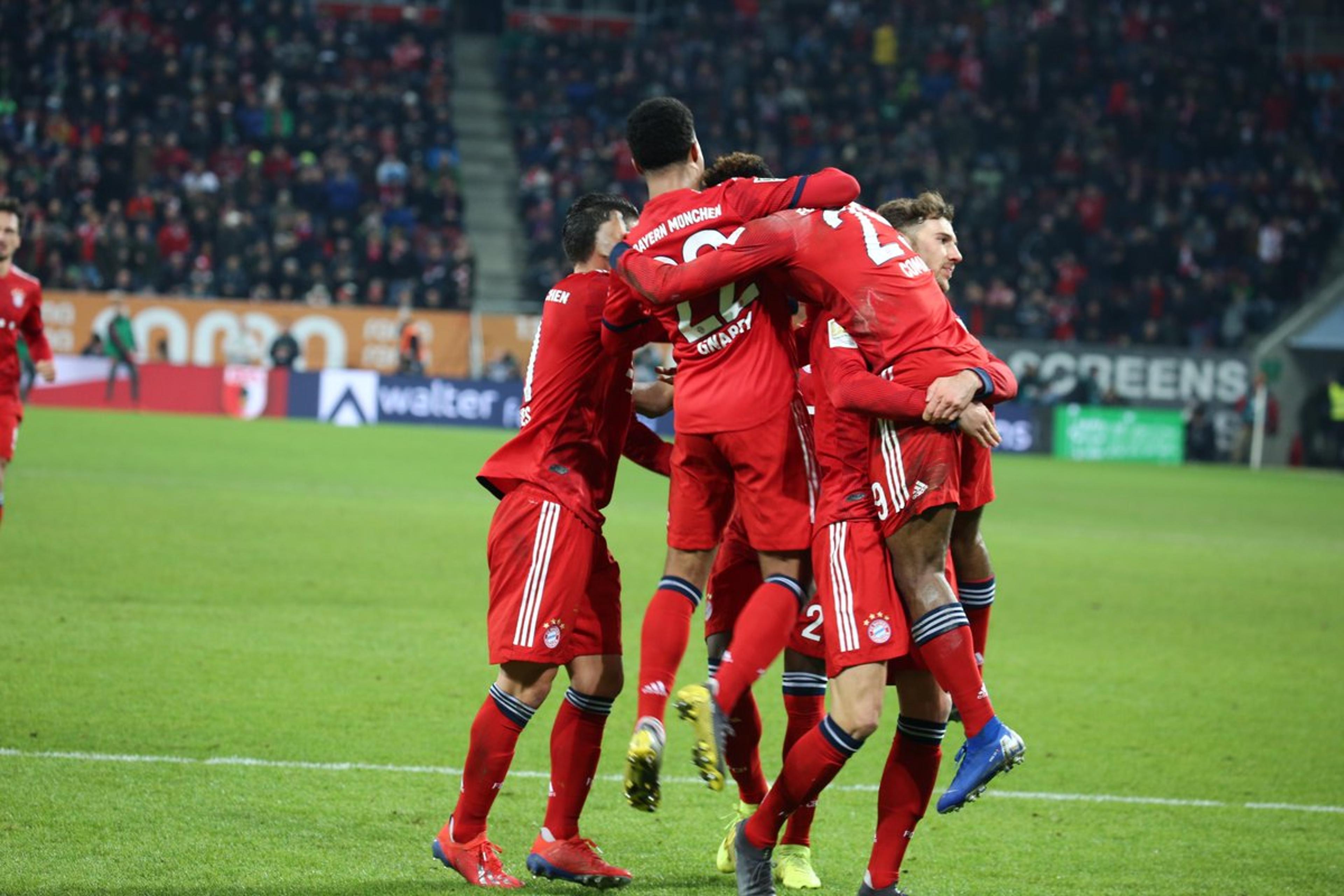 Bayern leva gol relâmpago, mas vira para cima do Augsburg pelo Alemão