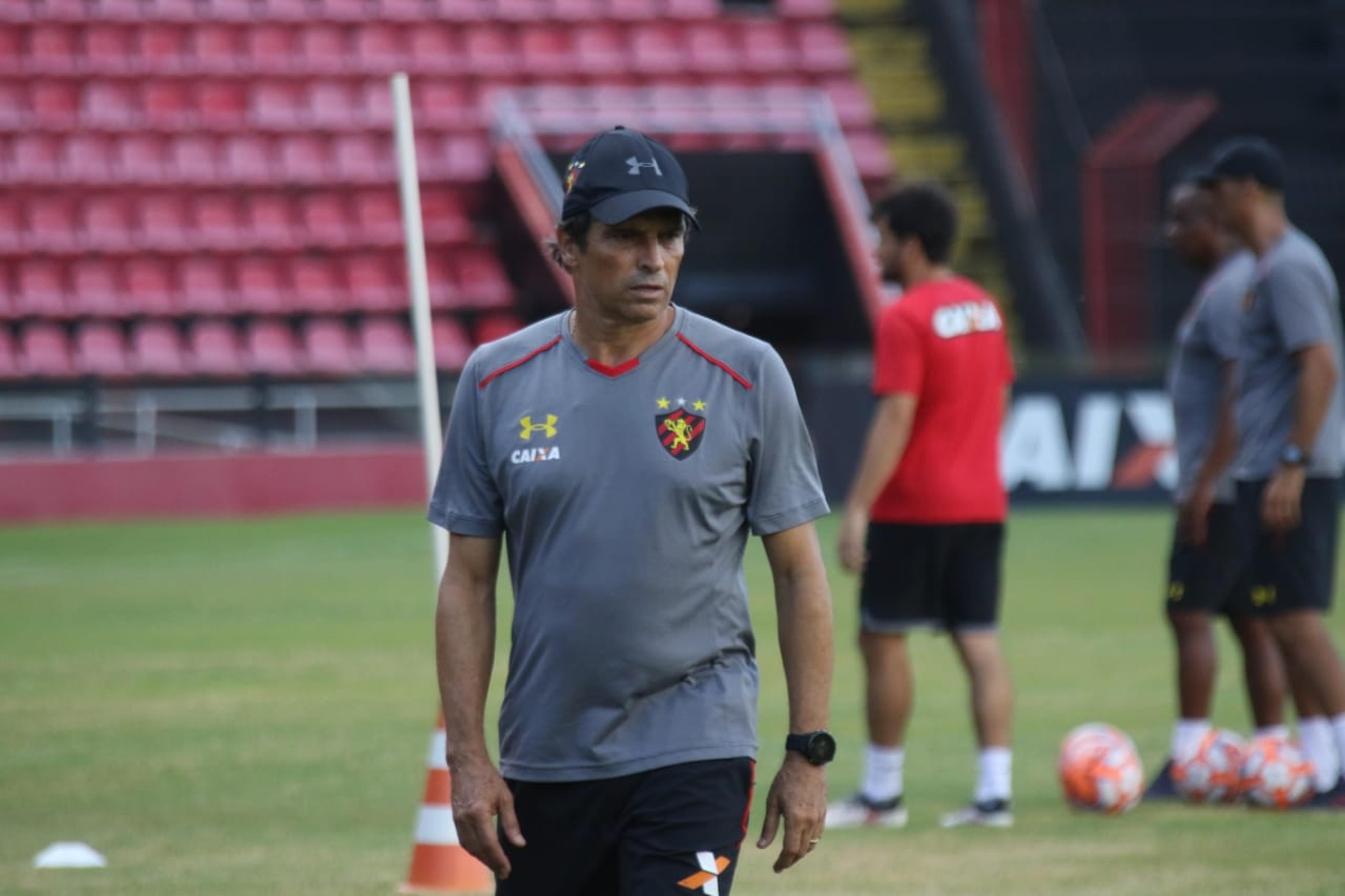 Técnico Milton Cruz pede demissão do Sport