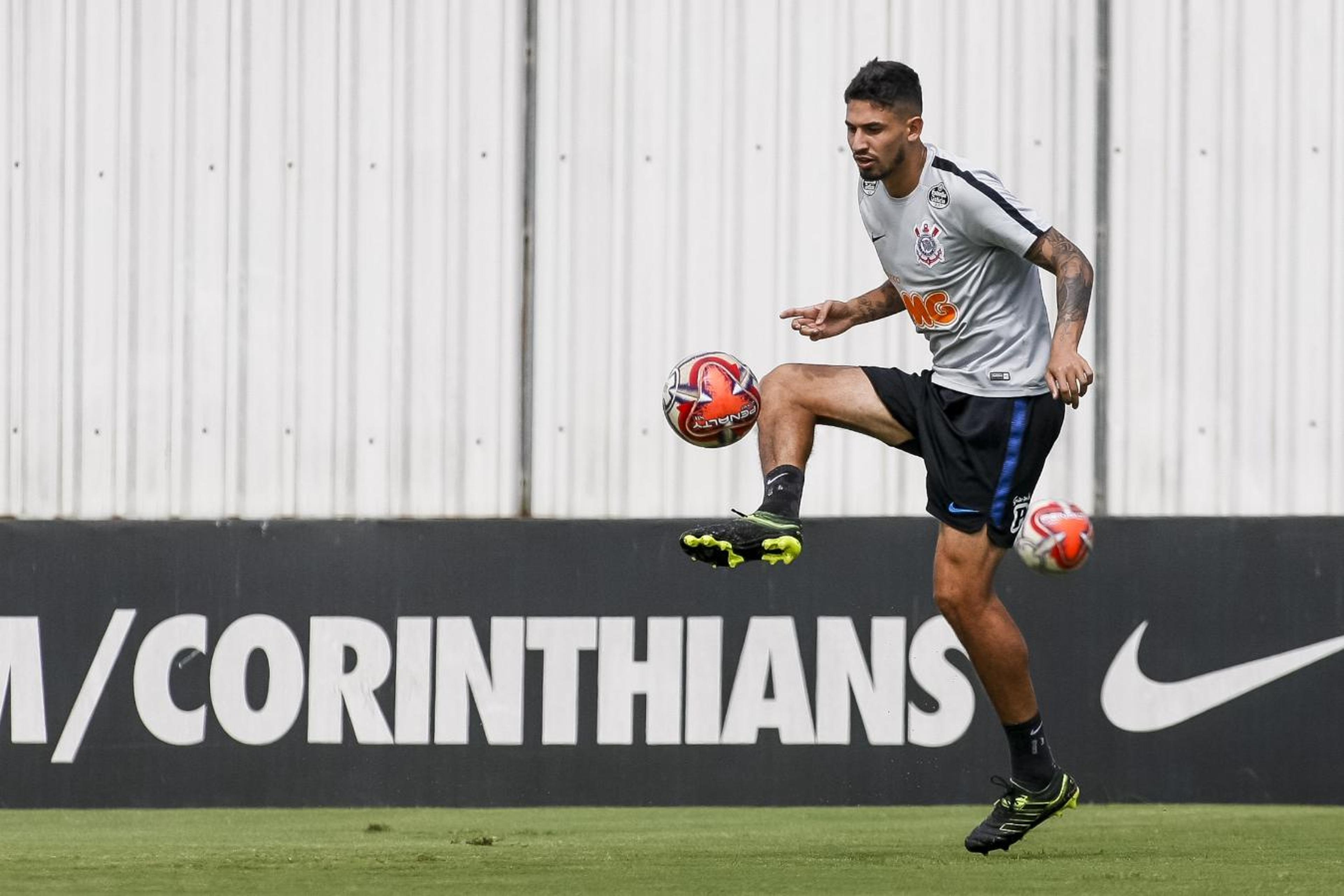 Reintegrados no Timão, Camacho e Pedro Henrique citam evolução