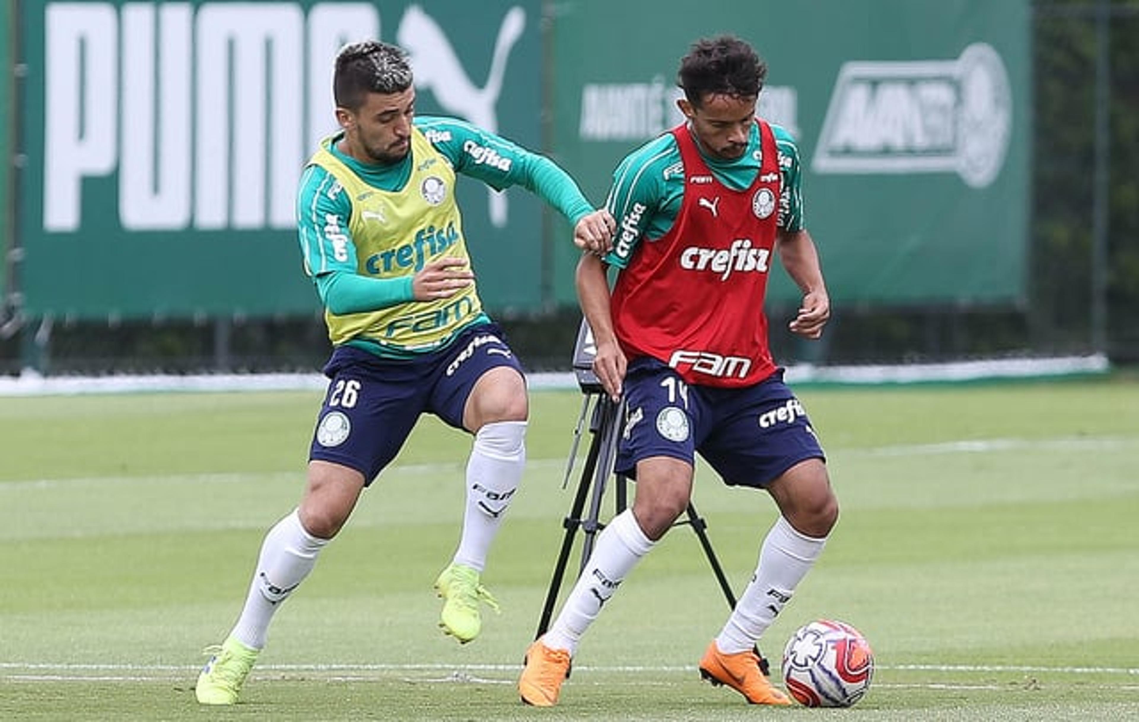 Scarpa e bola da Libertadores são as novidades no aquecimento do Verdão