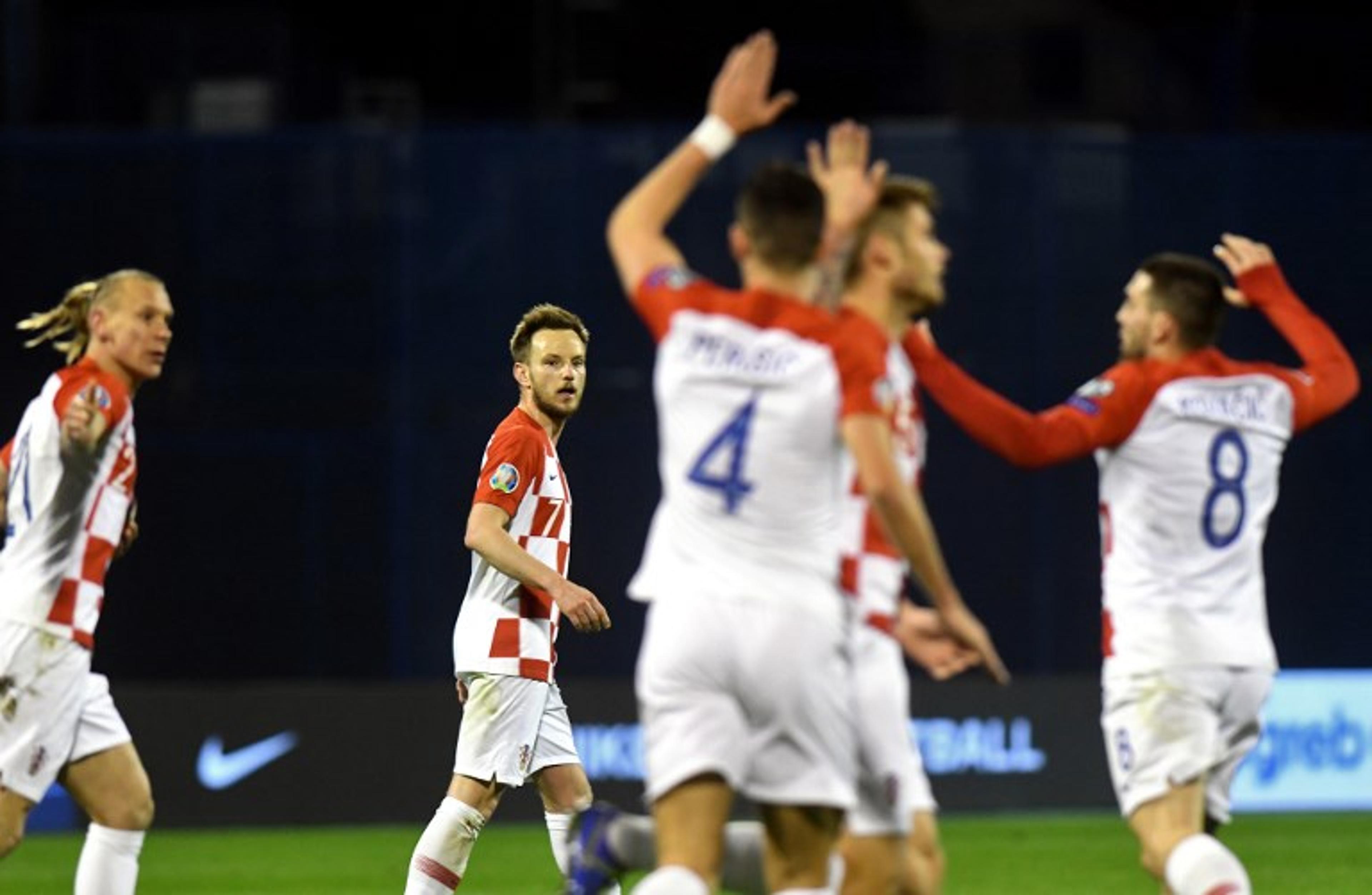 Vice campeã da Copa do Mundo, Croácia vira para cima do Azerbaijão