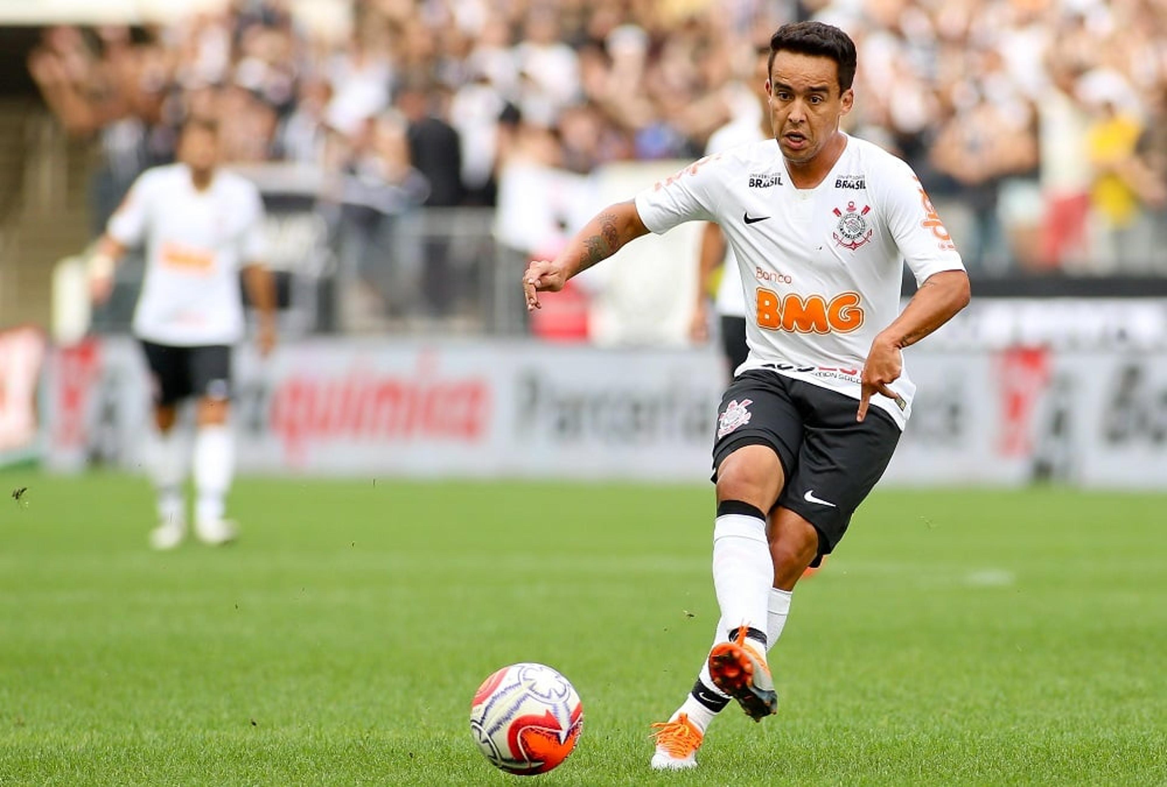 Jadson pode chegar a 100 jogos na Arena Corinthians: ‘Privilegiado’