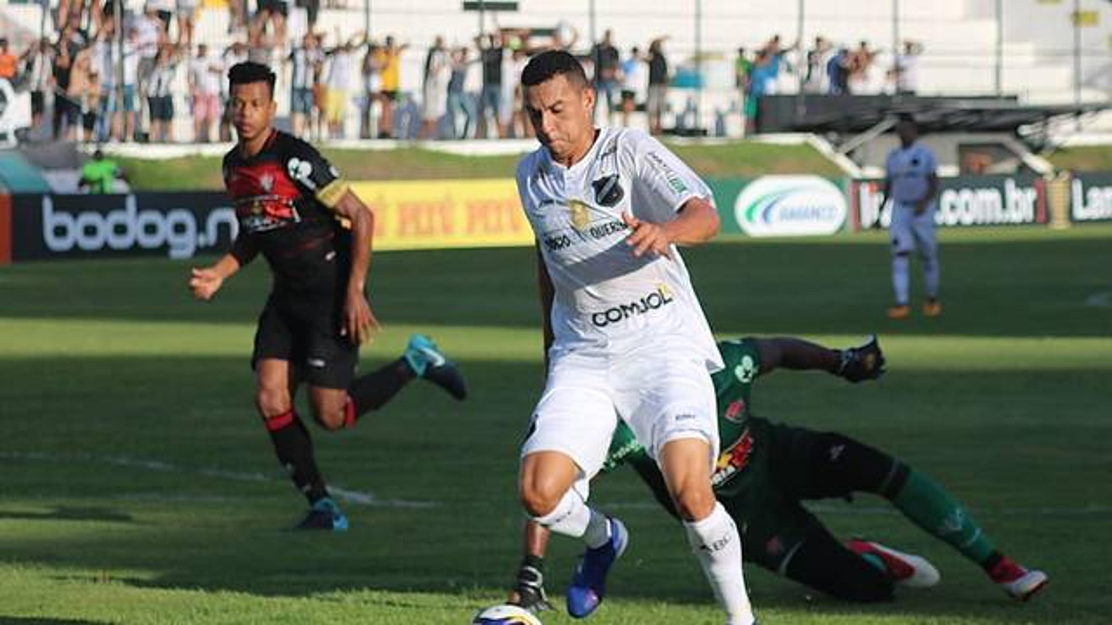 Vitória e ABC empatam no Frasqueirão pela Copa do Nordeste