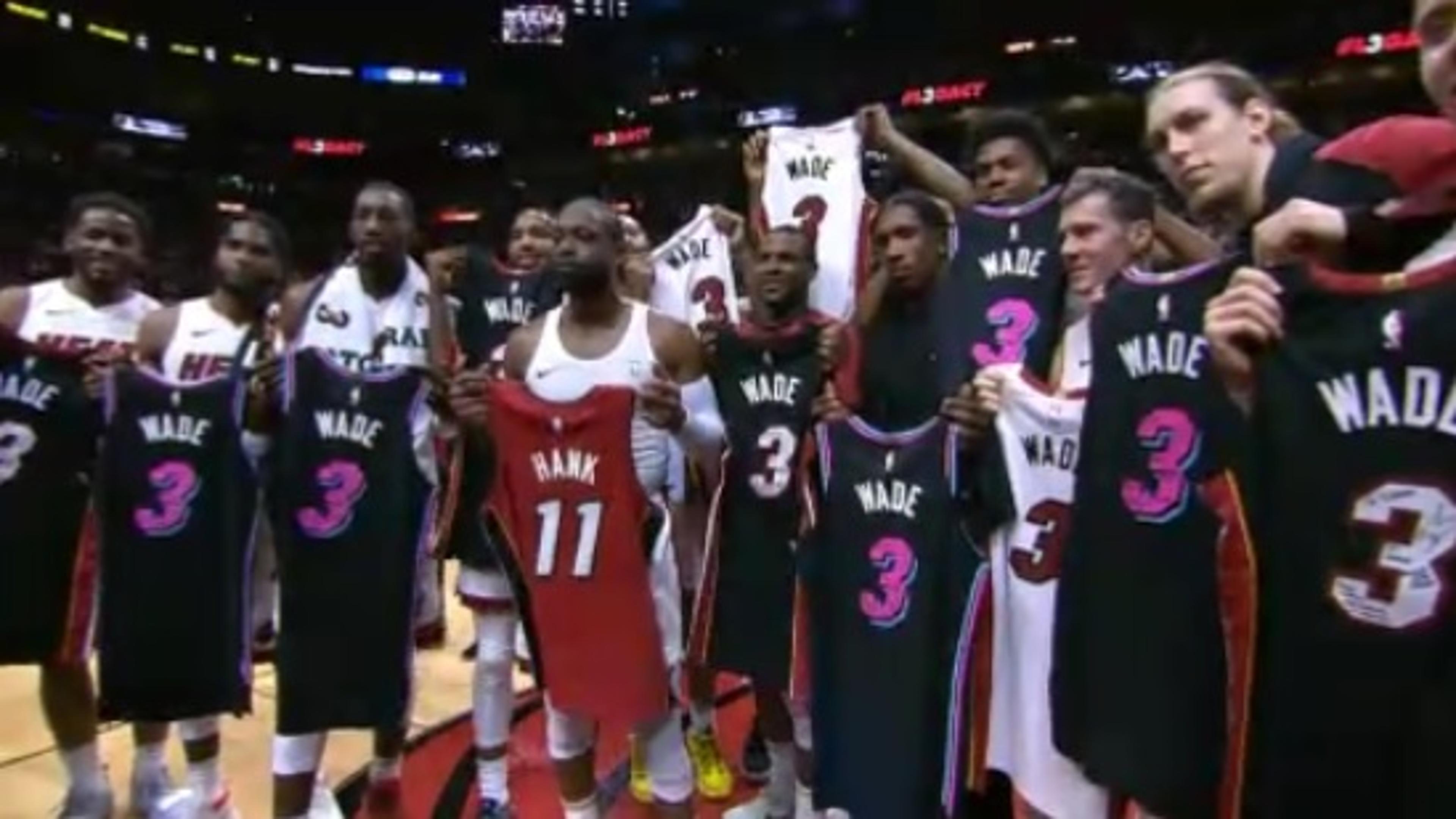 VÍDEO: Wade se despede da torcida do Heat com show diante dos 76ers