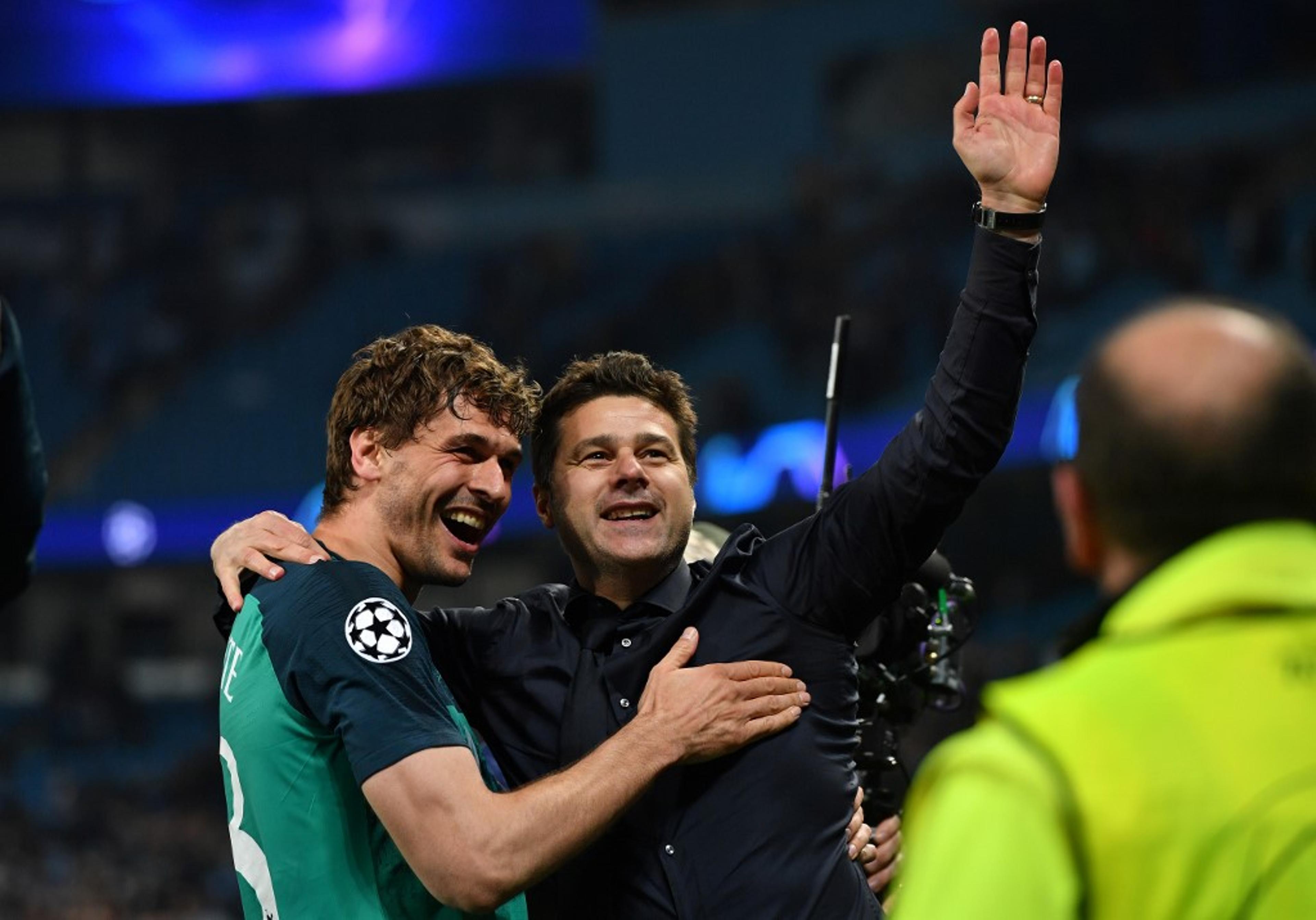 Pochettino celebra classificação heroica: ‘Meus jogadores são heróis’