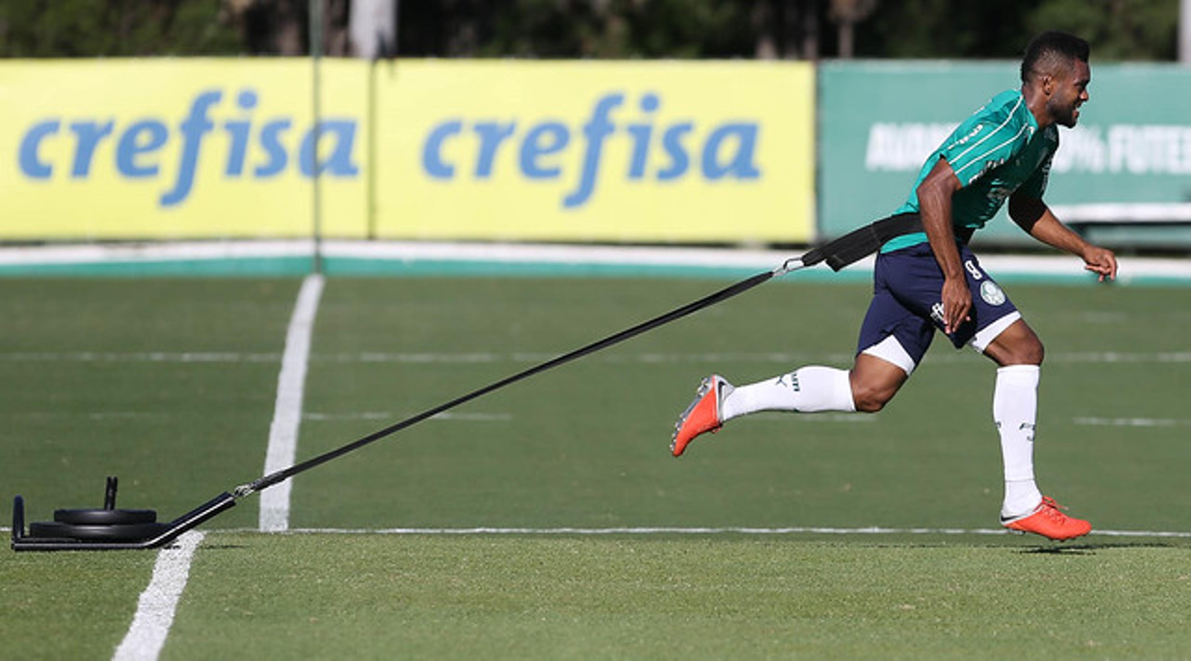 Há 30 dias sem ser usado, Borja busca perspectiva no Palmeiras